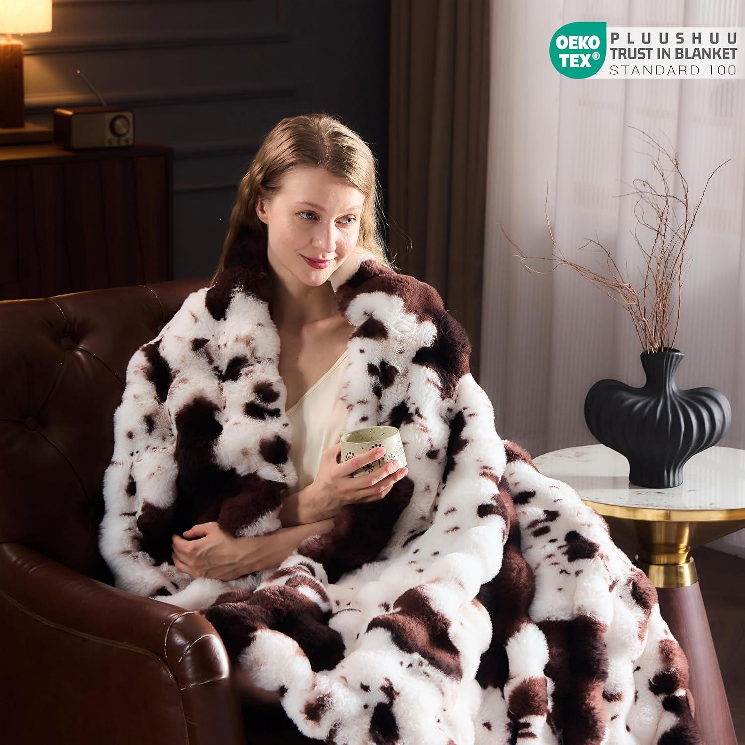 Manta de piel sintética PLUUSHUU 152x127cm impresión vaca