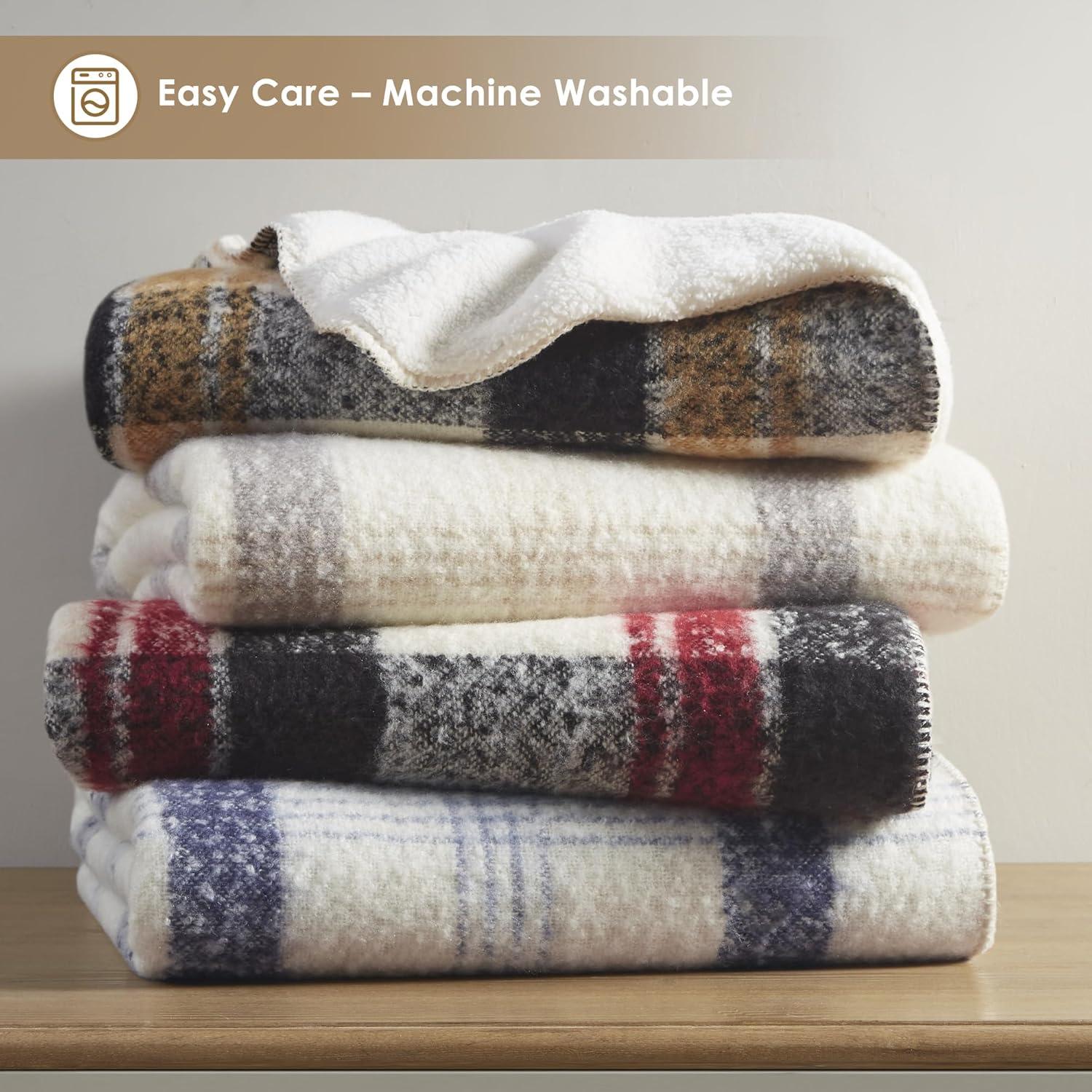 Manta de lana sintética Woolrich 127x152cm Beige Sherpa