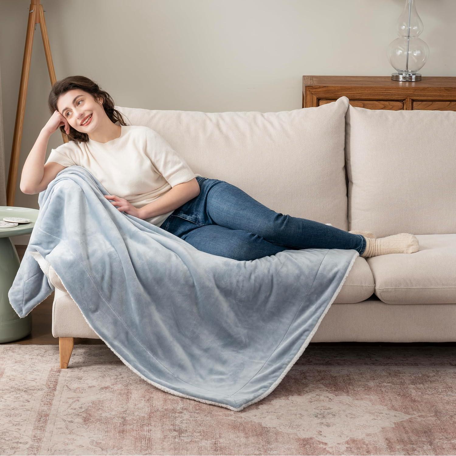 Manta de Lanzar Berkshire Blanket Sherpa Azul Polar 127x152 cm