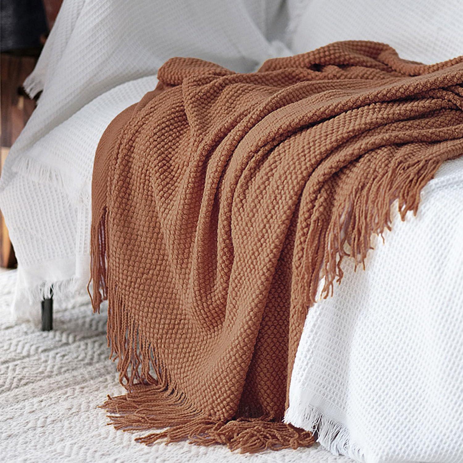 Manta Tejida LOMAO 127x152 cm Acrílico Caramelo con Borlas