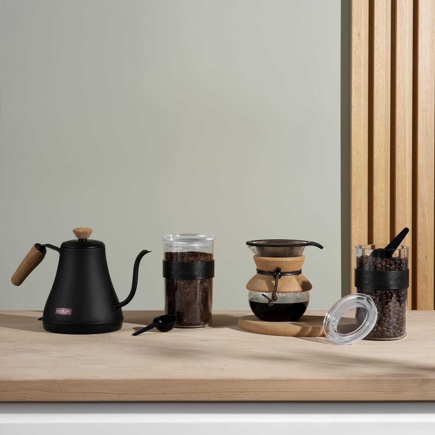 Paquete Bodum: Hervidor Eléctrico 800ml + Prensa Francesa 1000ml