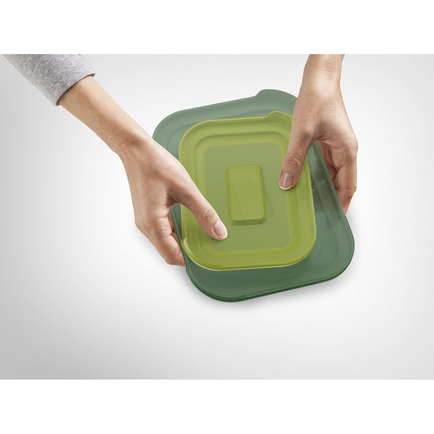 Juego de 4 Recipientes de Vidrio Joseph Joseph Nest 2.5L