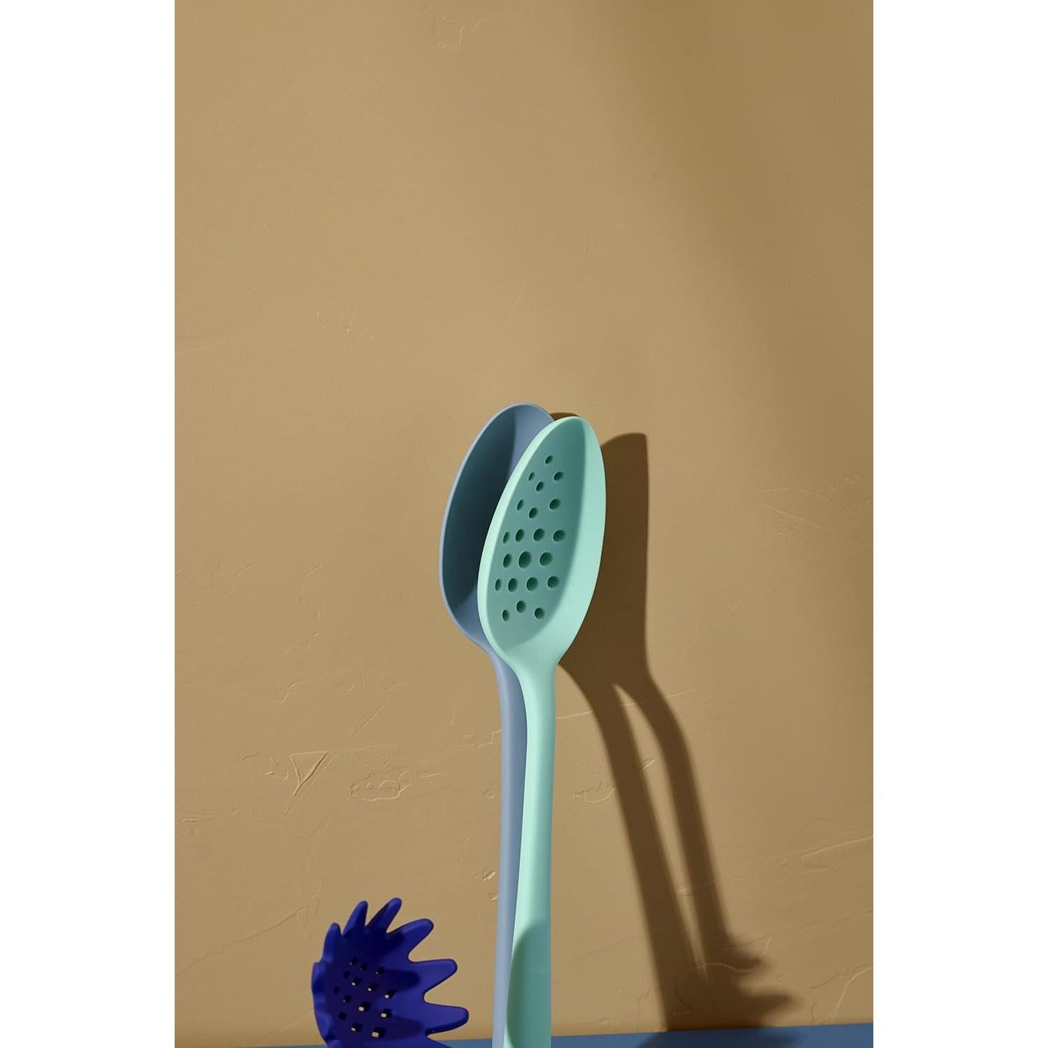 Cuchara de Silicona Perforada GIR 33 cm Roja - Utensilio de Cocina