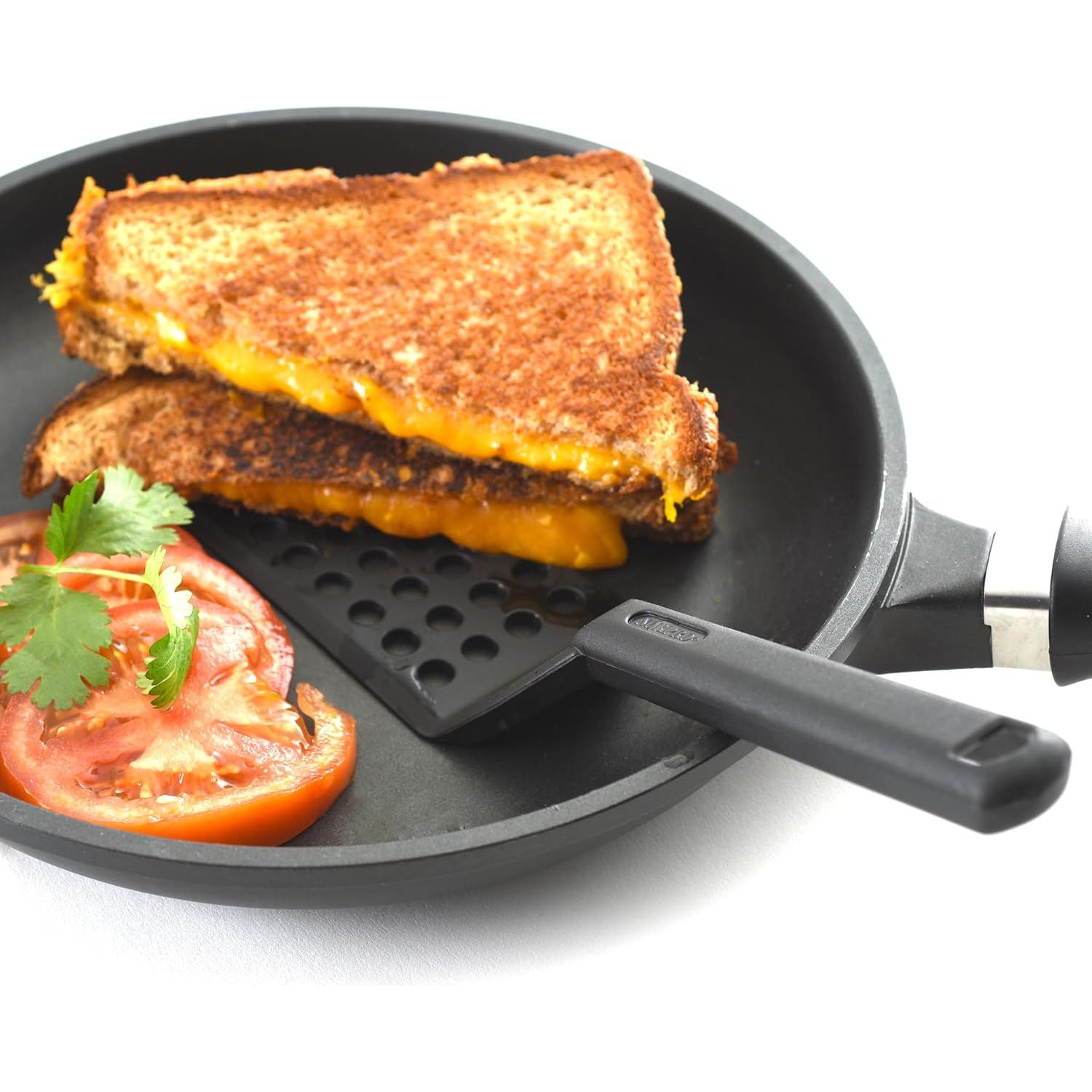 Espátula de Cocina Norpro Negra con Agujeros 25.5 cm