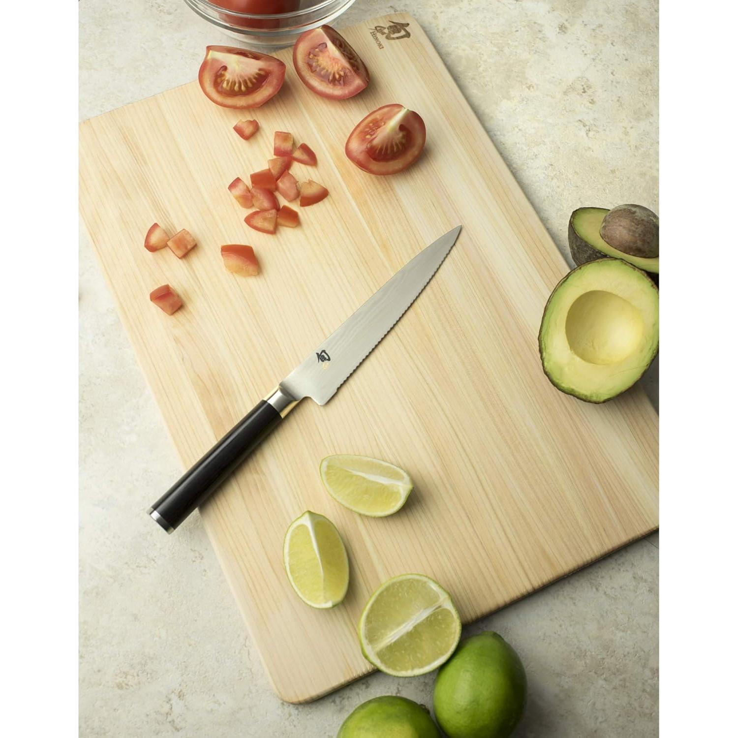 Cuchillo de Utilidad Serrado Shun Classic 15.24 cm VG-MAX