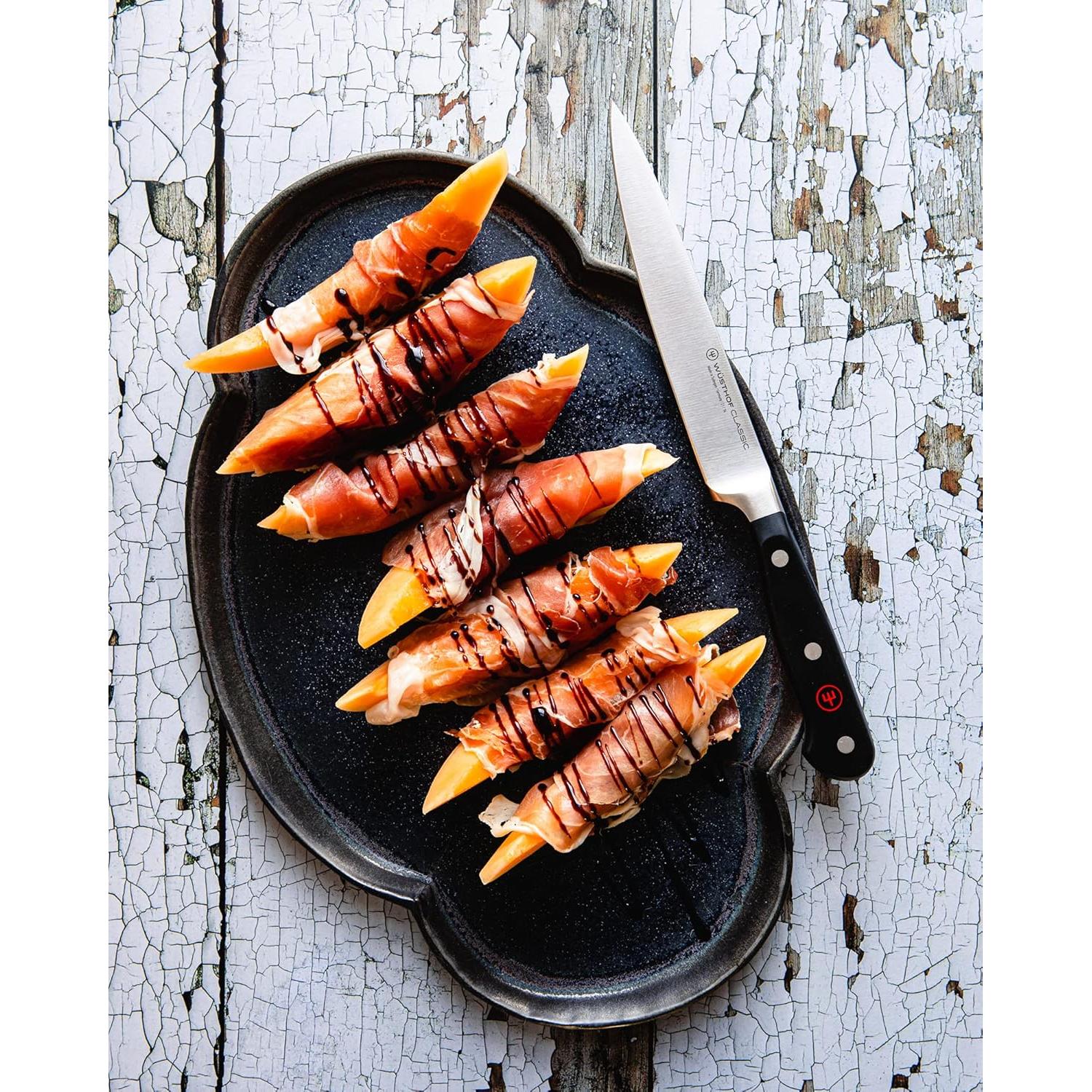 Cuchillo de Utilidad WÜSTHOF 15.24 cm Negro Forjado