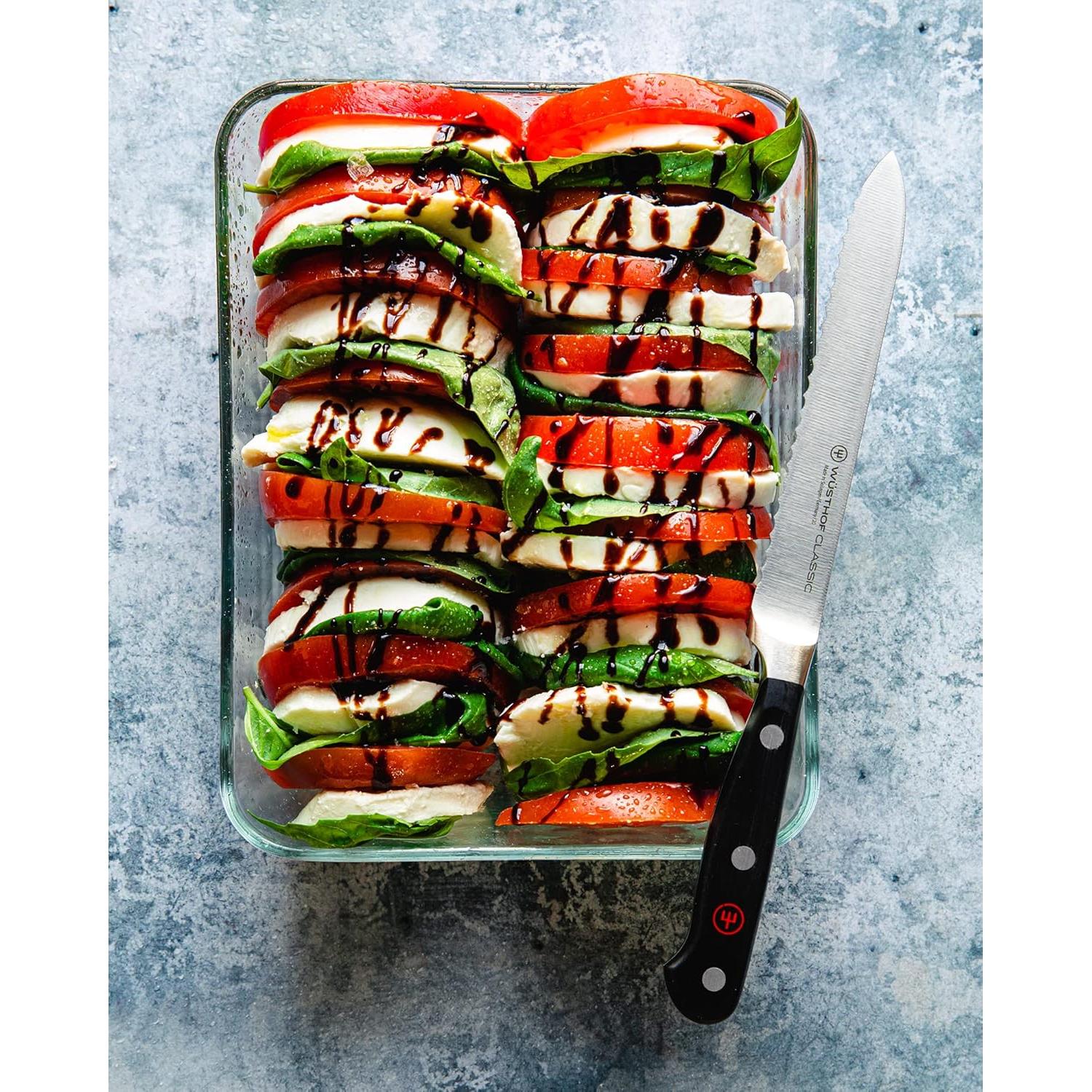 Cuchillo de Utilidad Serrado WÜSTHOF 12.7 cm Negro