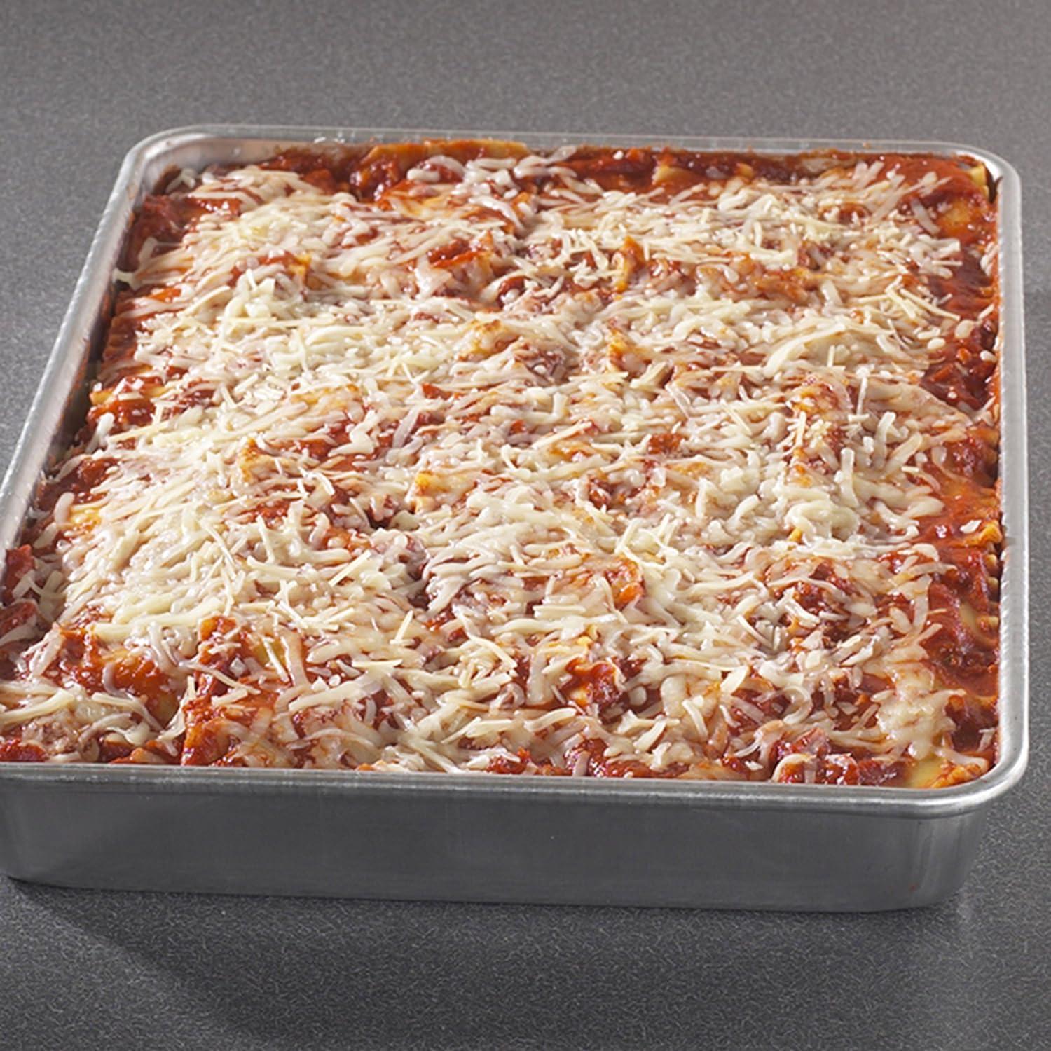 Bandeja para Pastel Alta de Aluminio Antiadherente Nordic Ware 45.7x33cm