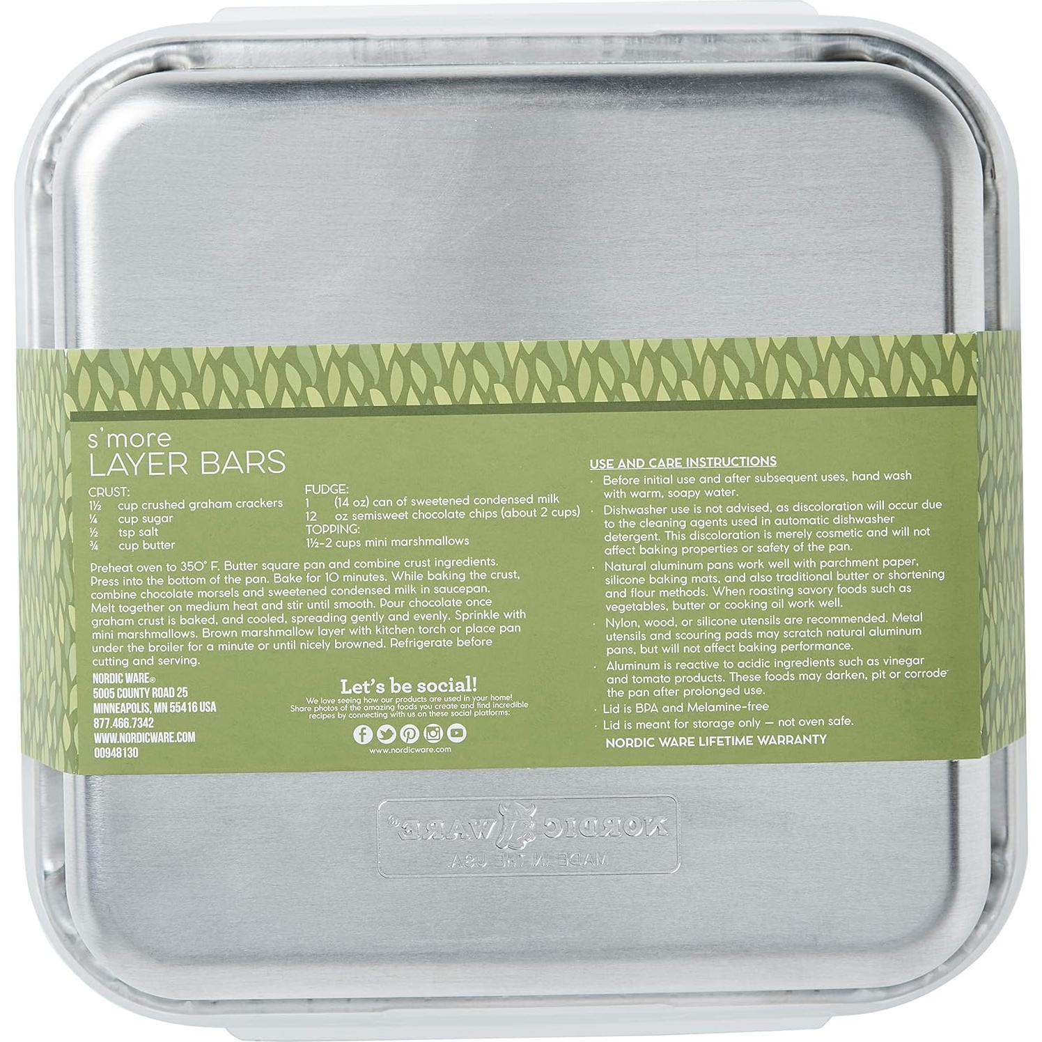 Bandeja Cuadrada para Pastel Nordic Ware con Tapa 25.1 cm