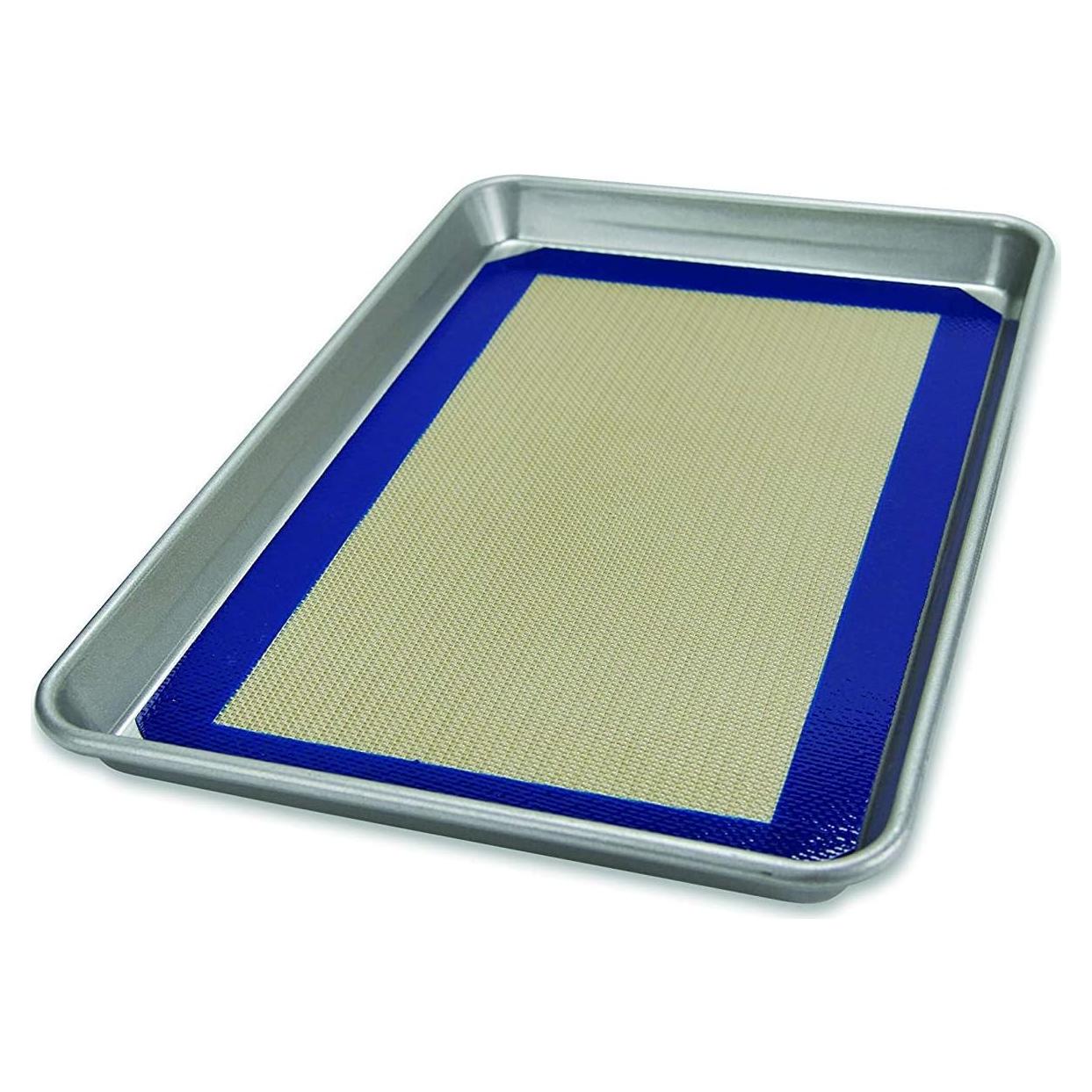 Juego de bandeja de media hoja USA Pan con tapete de silicona