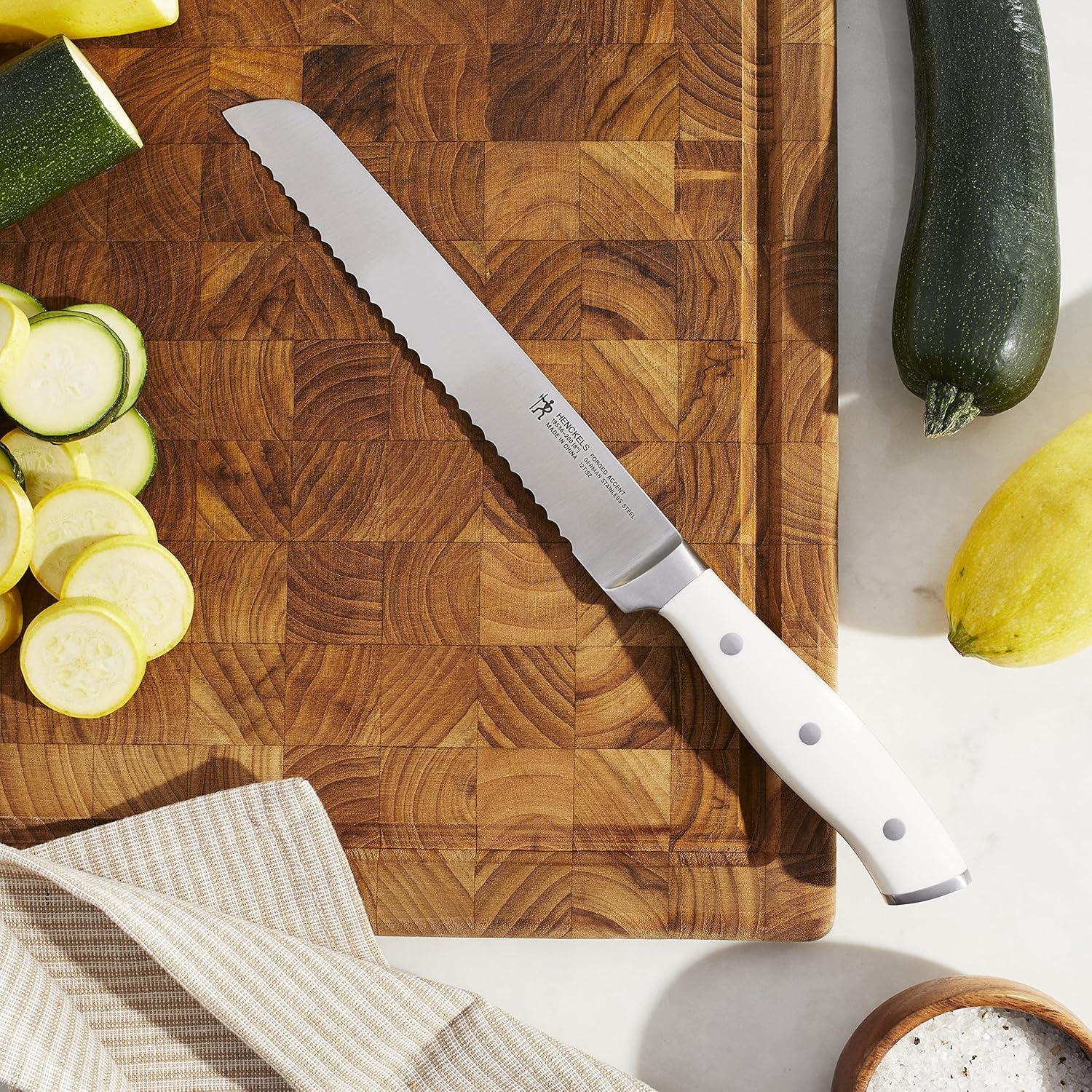 Cuchillo de Pan HENCKELS 20.32 cm Forjado Mango Blanco