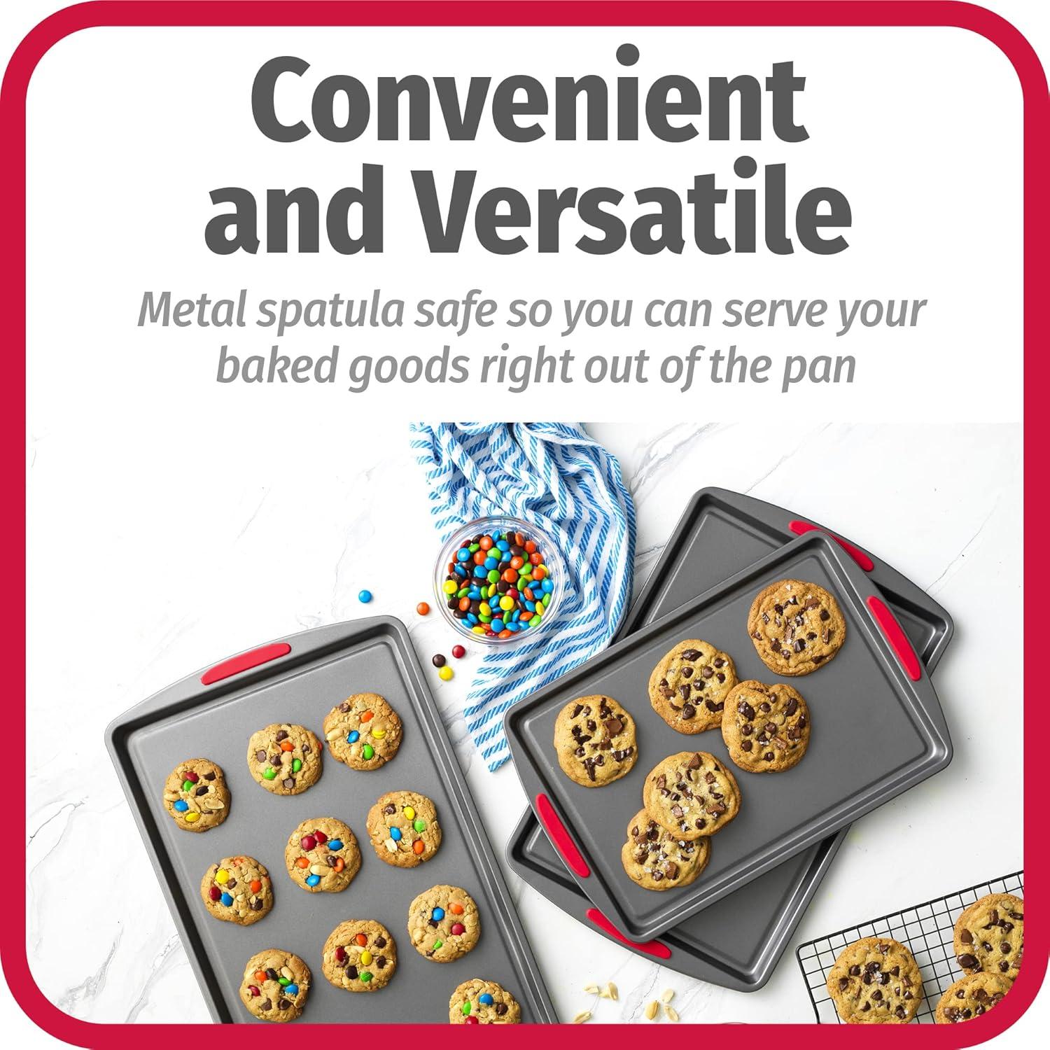 Juego de 3 bandejas para galletas GoodCook MegaGrip, acero gris