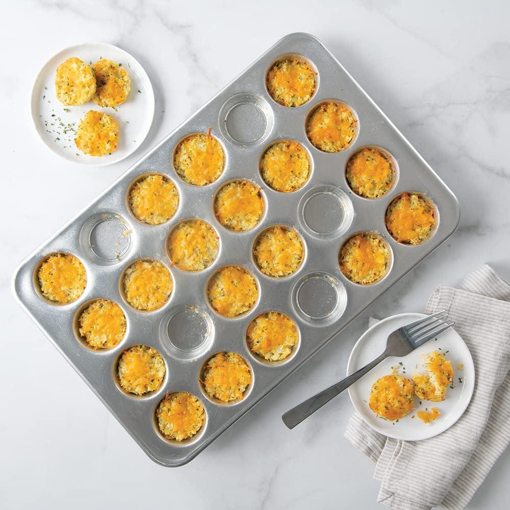 Bandeja para Muffins Petite Nordic Ware 24 Cavidades Aluminio
