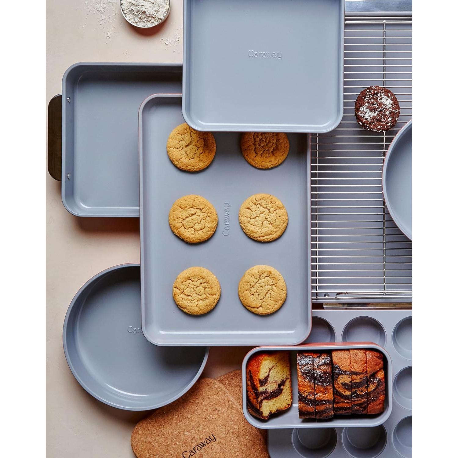 Hoja para Hornear Cerámica Caraway Mediana 25.4x38.1cm Crema