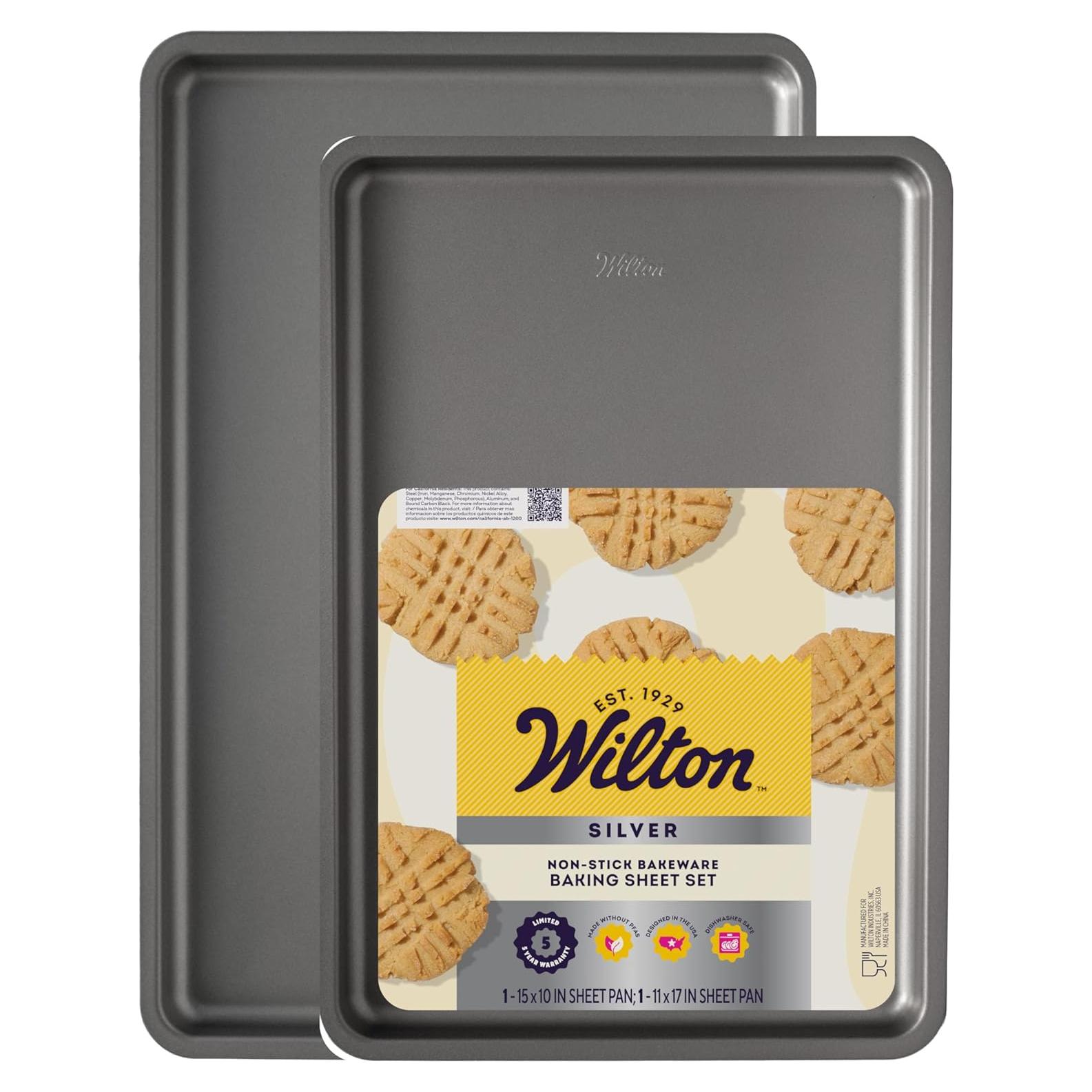 Juego de bandejas para hornear Wilton Silver 2 piezas antiadherentes