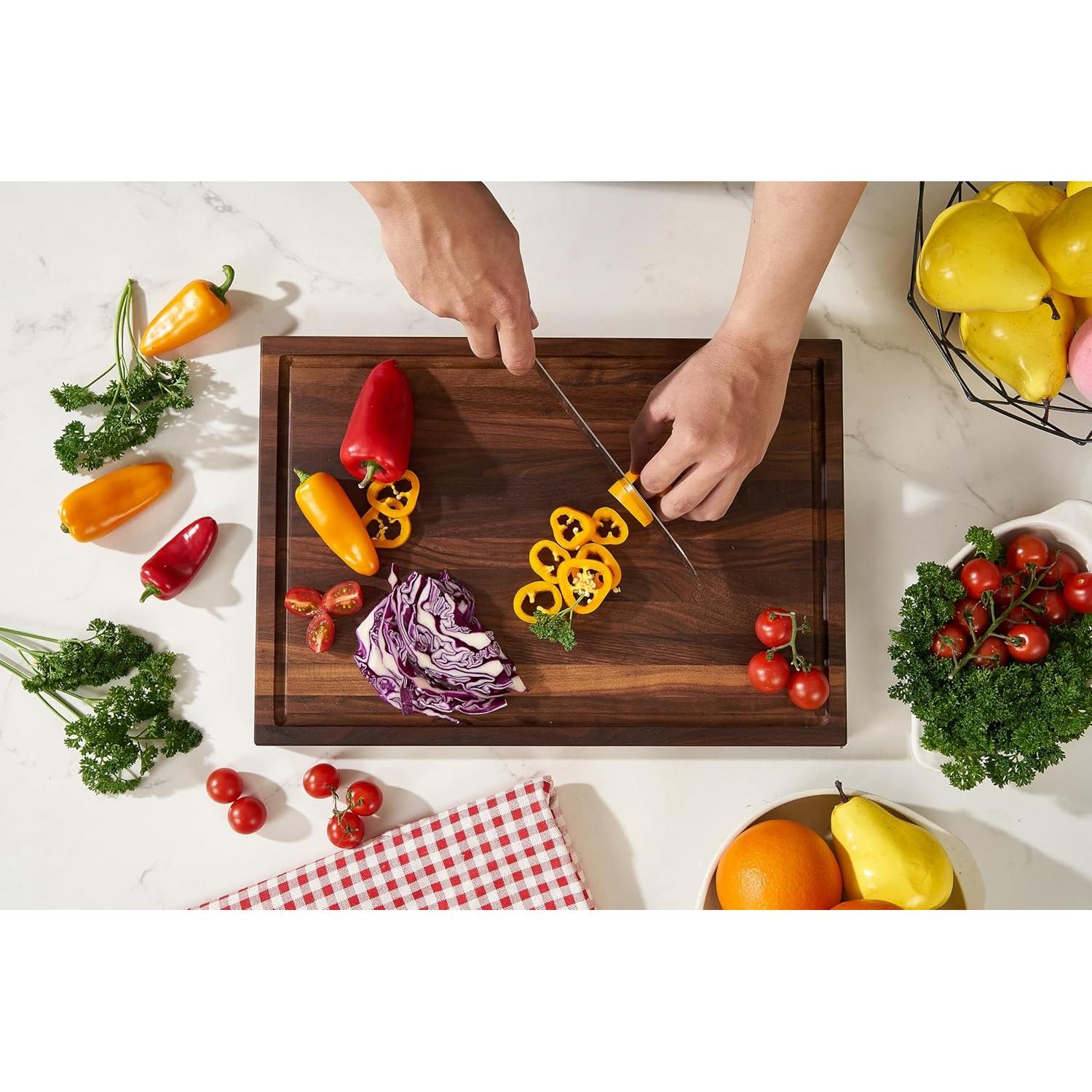 Tabla de Cortar de Madera de Nogal Cozifa 43.2x30.5cm con Canal de Jugo