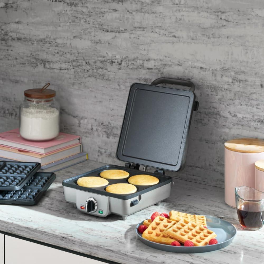 Máquina de Waffles Belgas Cuisinart WAF-300P1 Acero Inoxidable