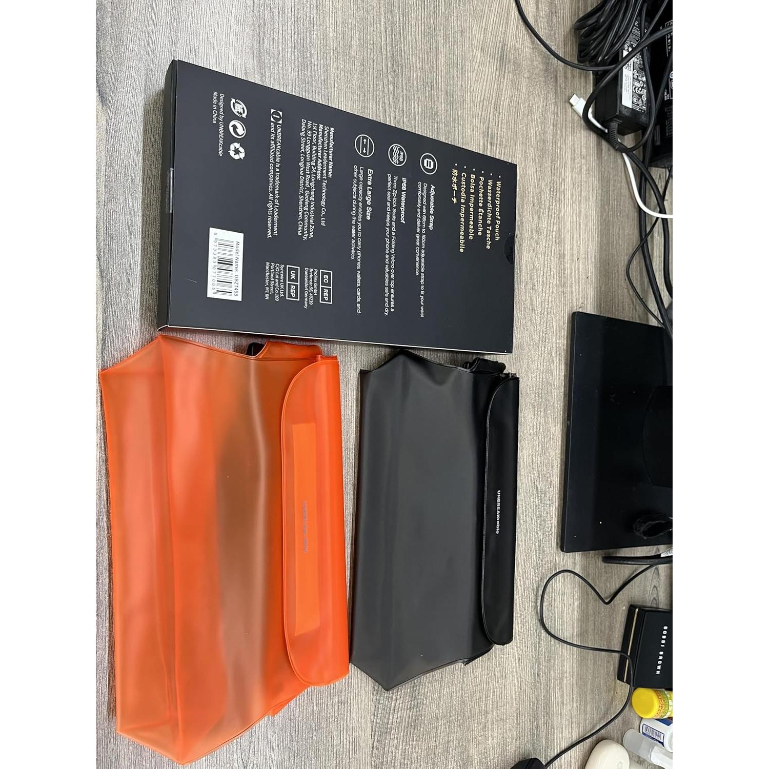 Funda Impermeable UNBREAKcable para Teléfono 24.89 cm