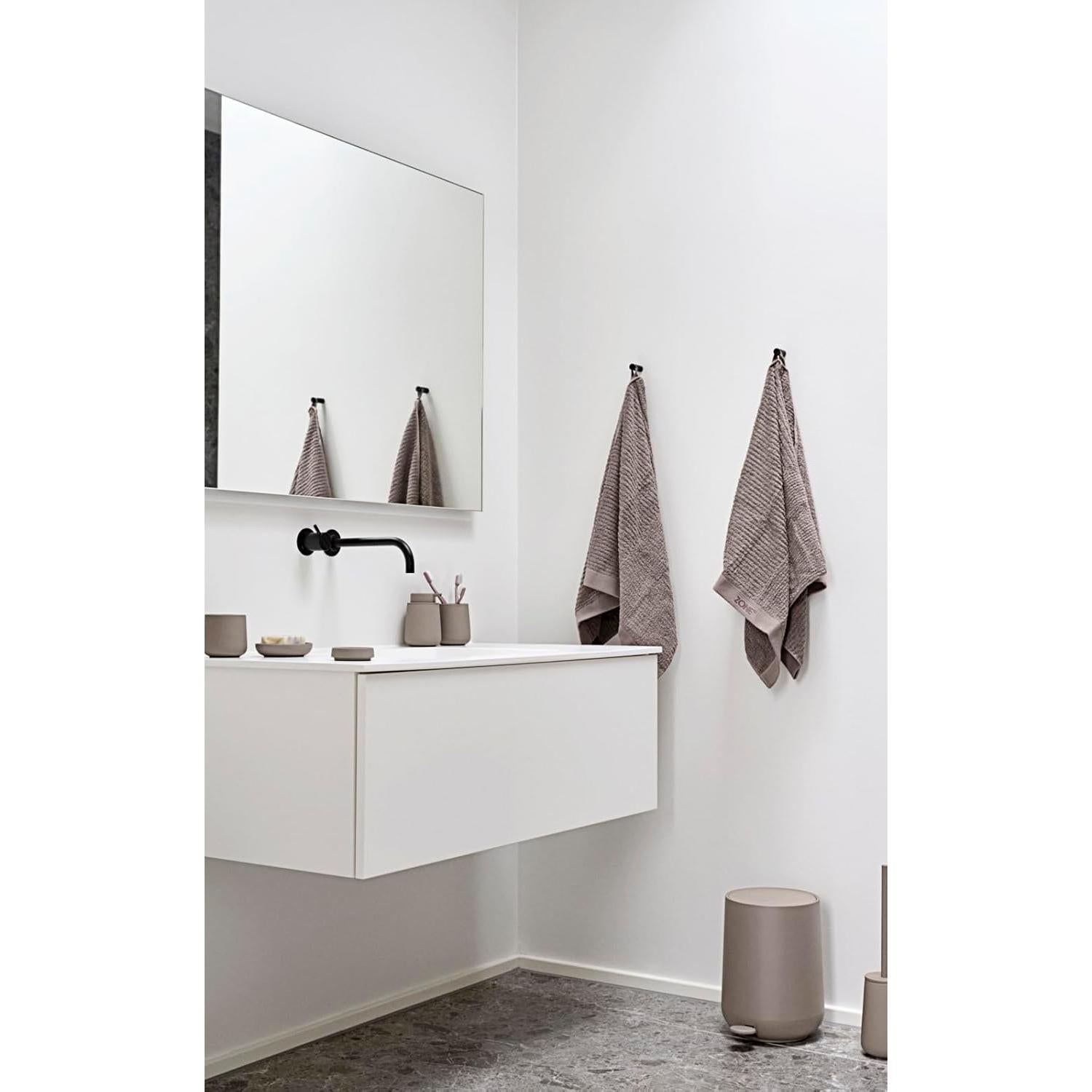 Dispensador de Jabón Zone Denmark UME Taupe 0.25L