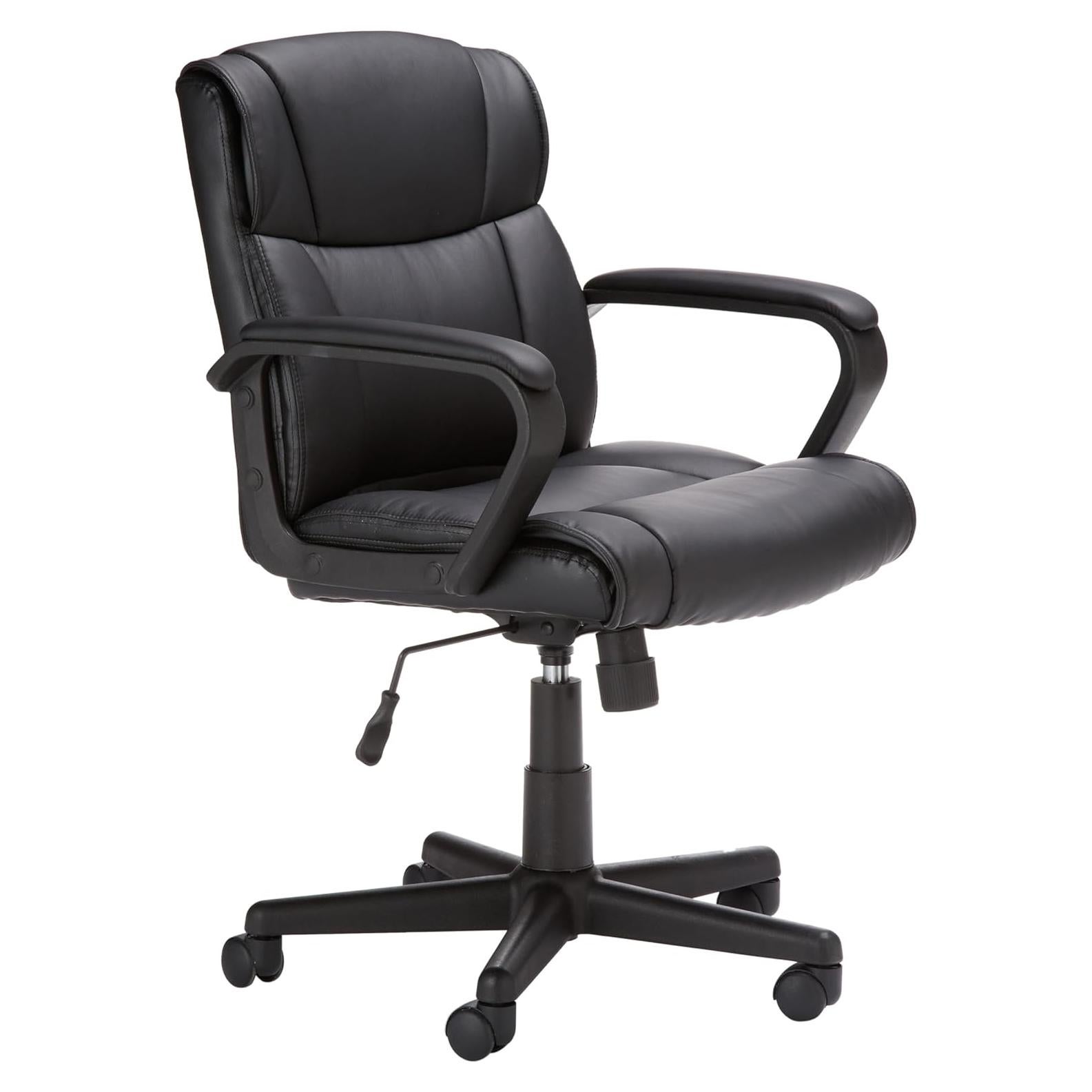 Silla de escritorio Amazon Basics negra, respaldo medio, ajustable