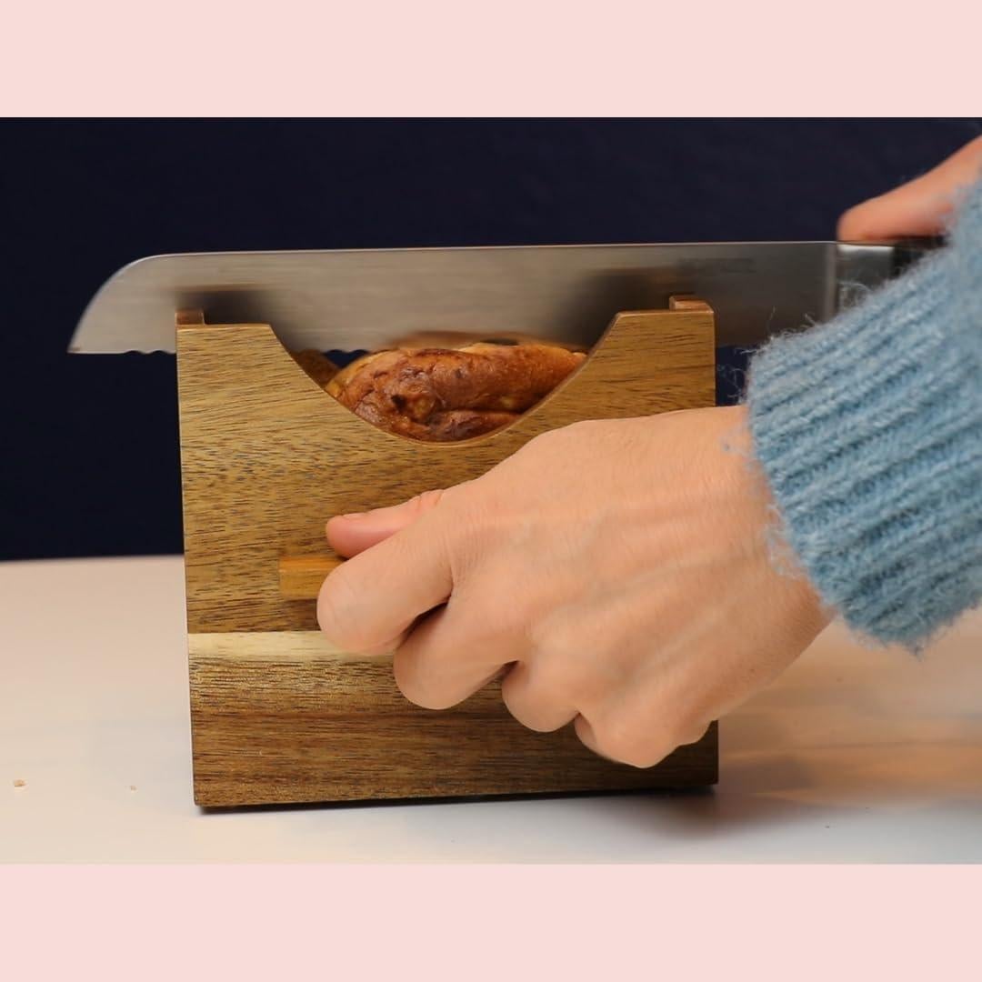 Cortador de Bagels Grande de Madera de Acacia Lily In The Valley