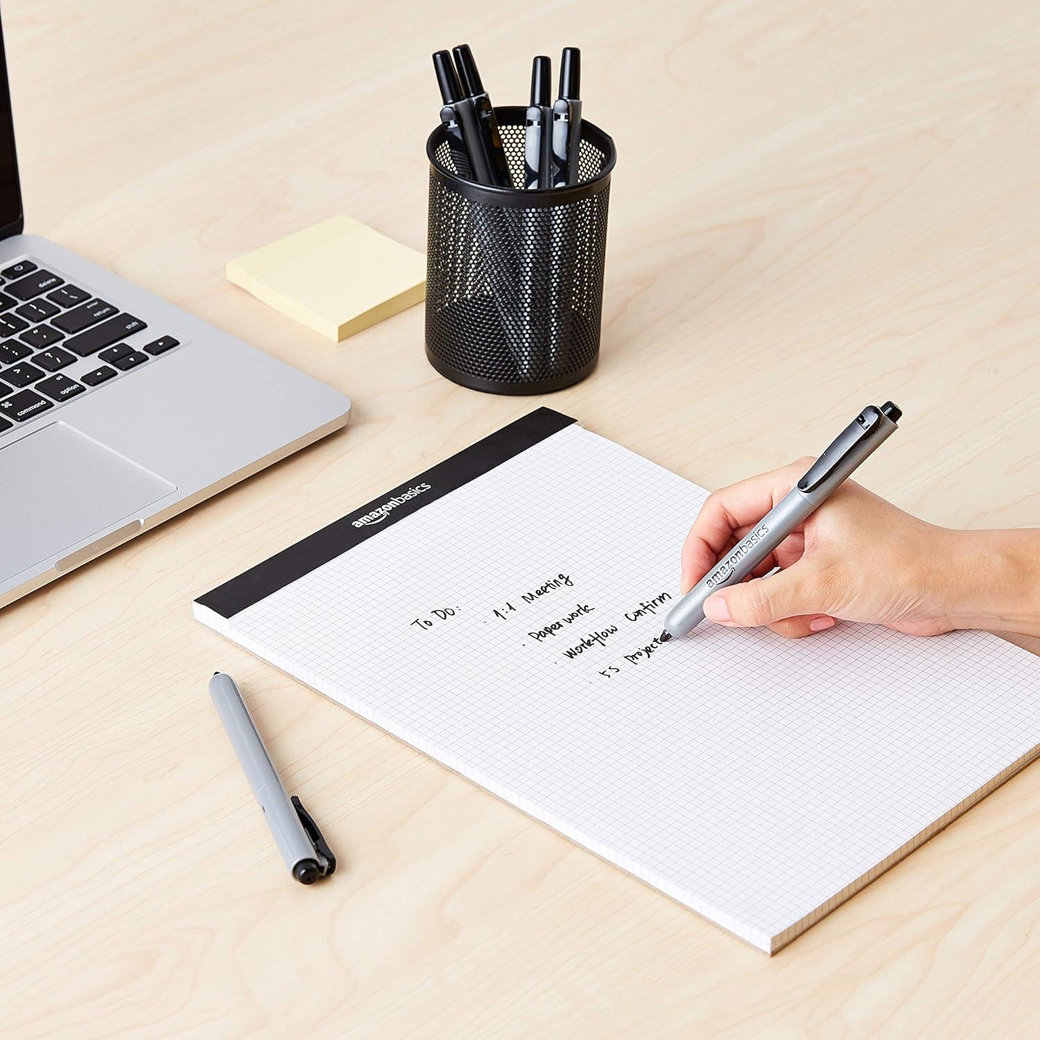 Marcadores Permanentes Retráctiles Amazon Basics, 12 Piezas, Negro