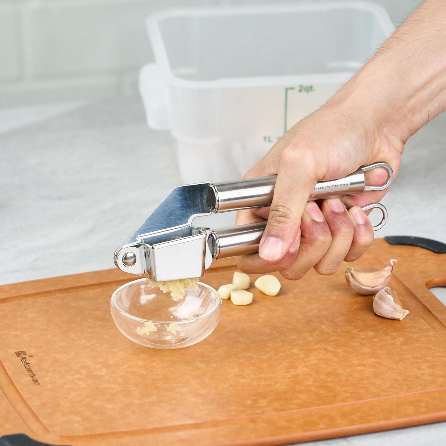 Prensa de Ajo Restaurantware de Acero Inoxidable 19.56 cm