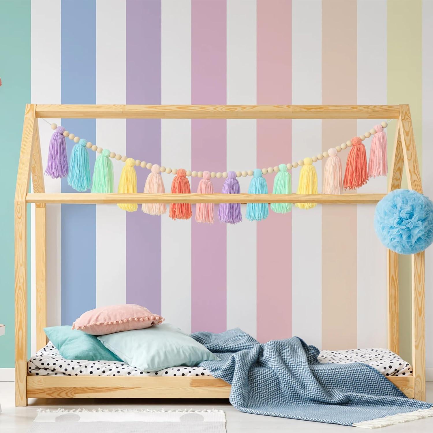 Guirnalda de Borlas Boho Arcoíris con Perlas de Madera 21x16.9cm