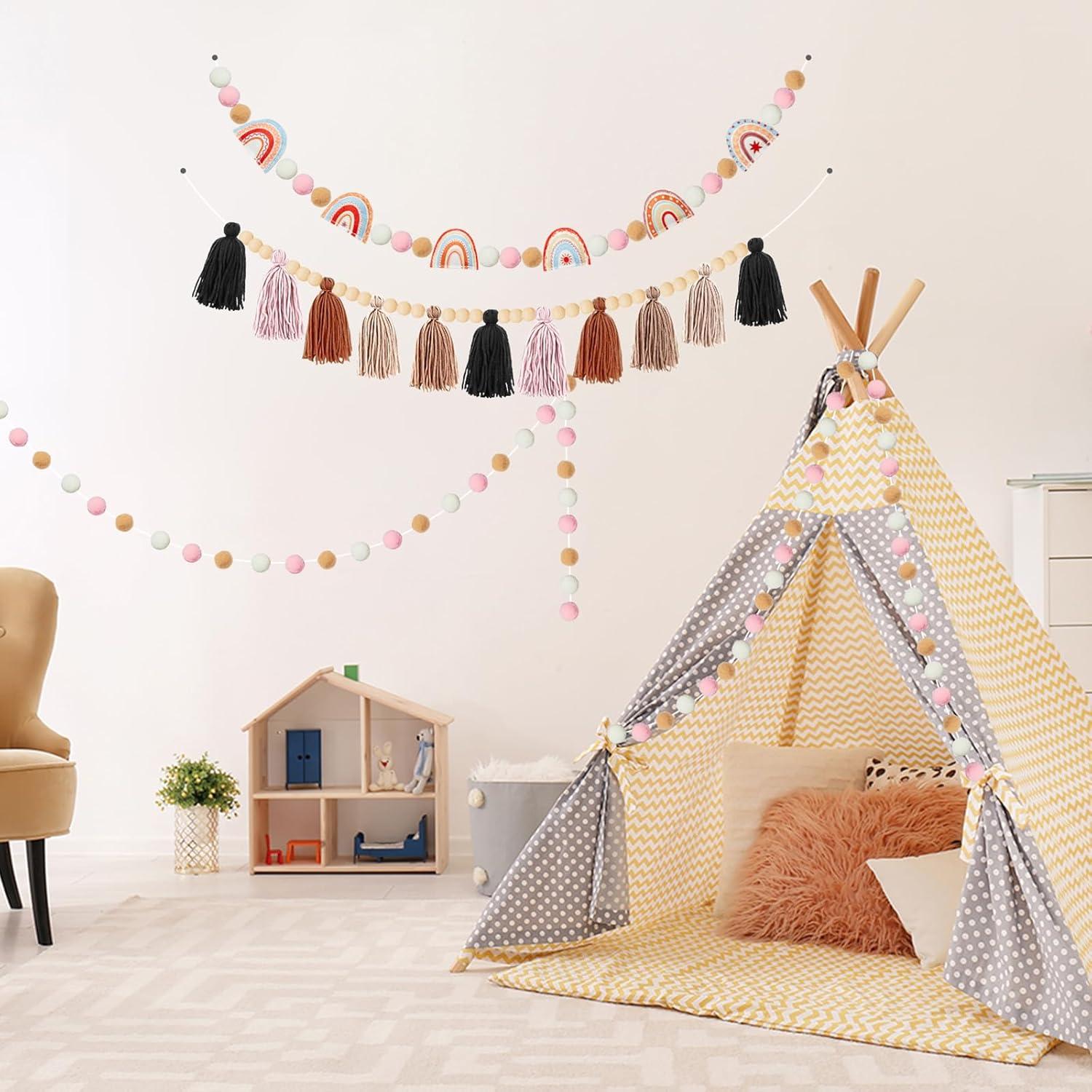 Guirnalda de Fieltro Boho QOUBAI 4 Pcs con Pom Poms y Borlas