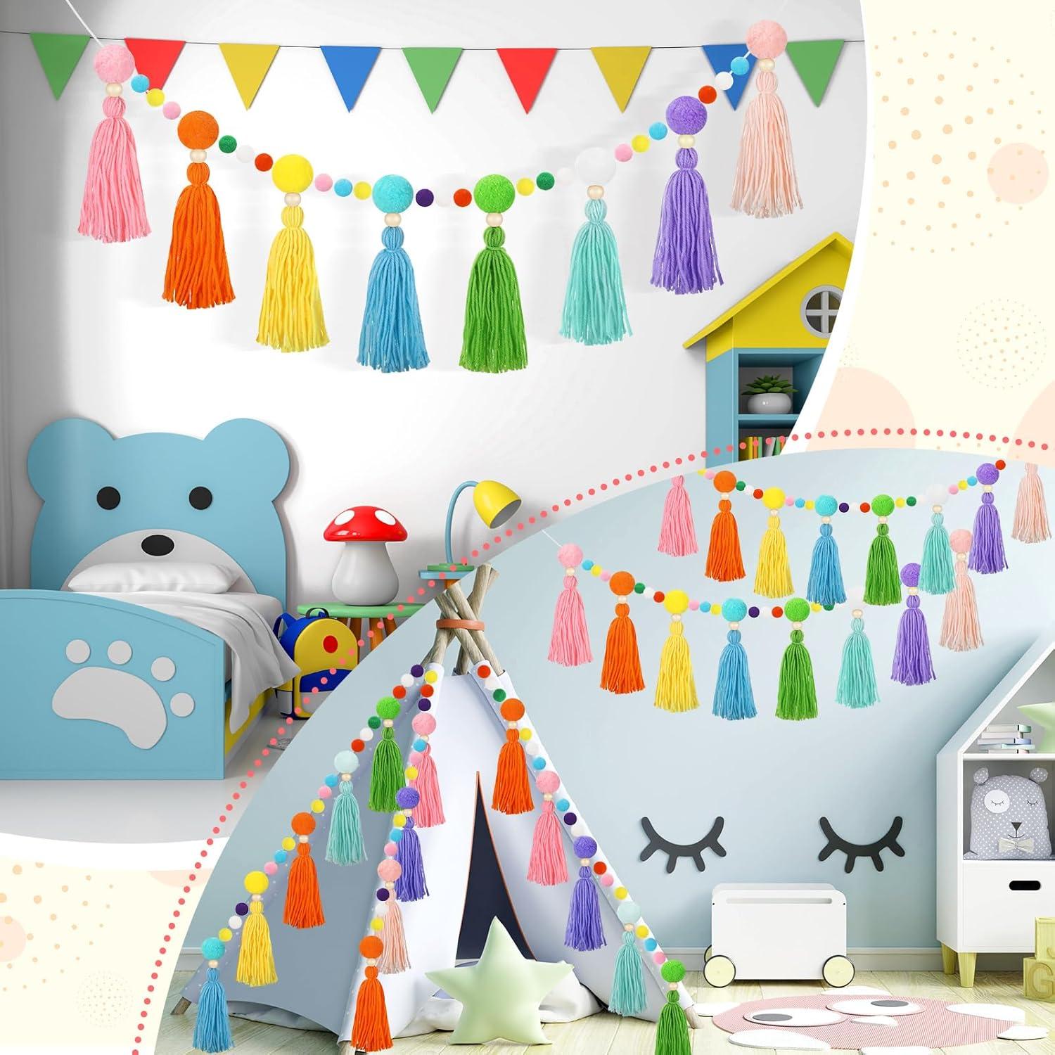 Guirnalda de Pom Pom Arcoíris Janinka 4m con Borlas Coloridas