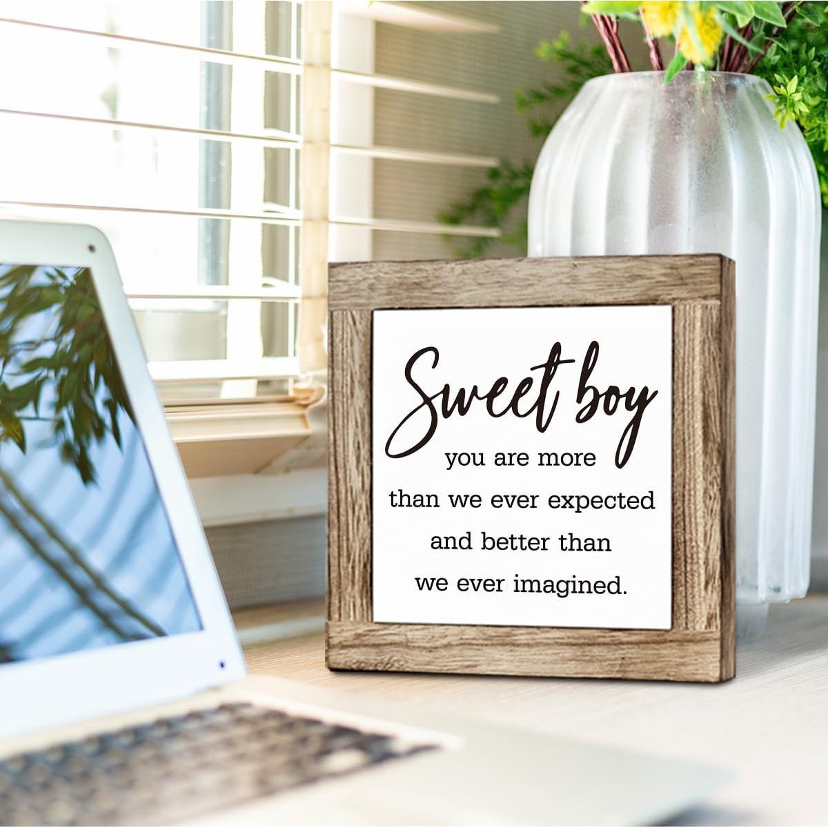 Placa de Madera Sweet Boy 15x15cm Decoración Rústica