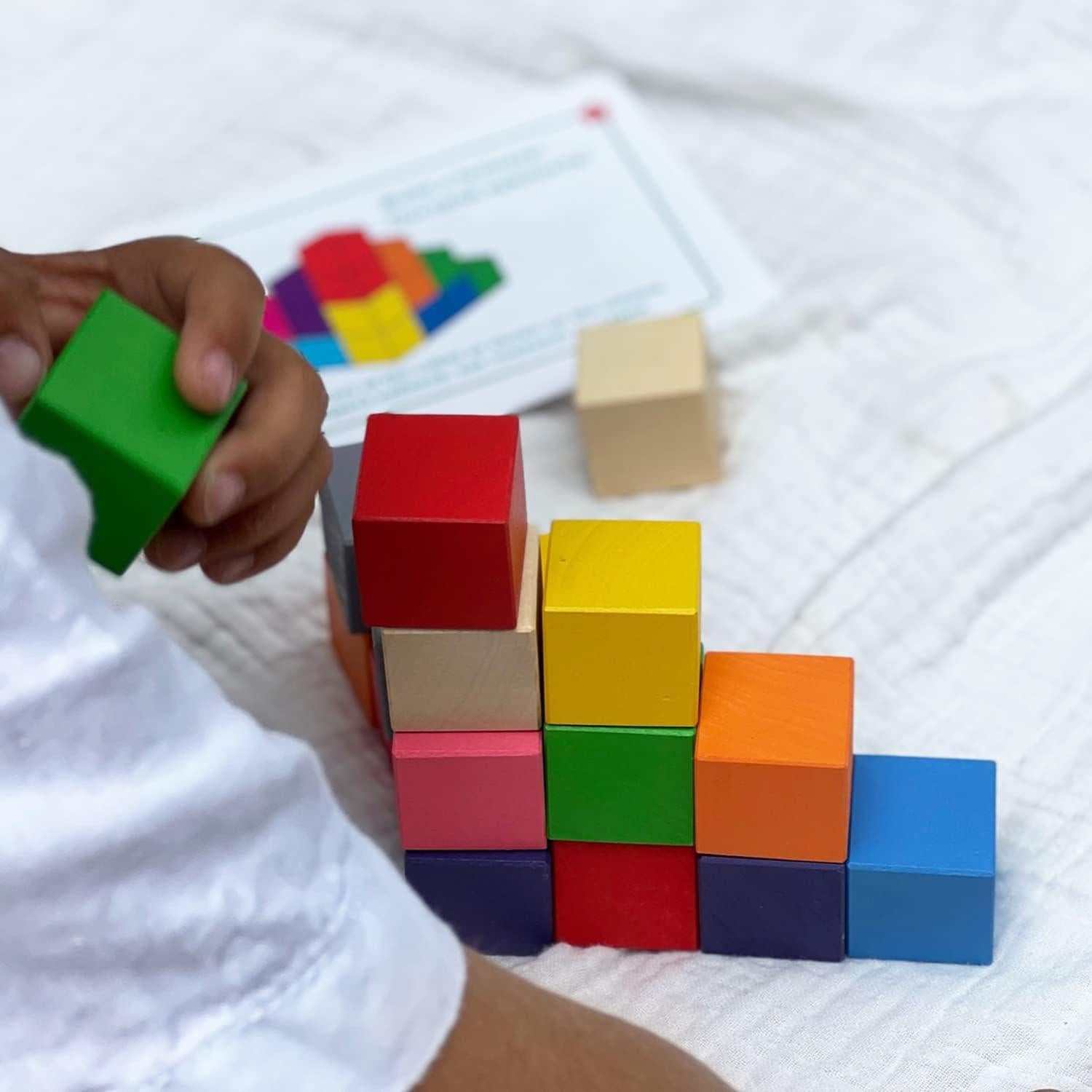 Juguetes Montessori Ulanik - Cubos de Madera 40 pcs 3 cm