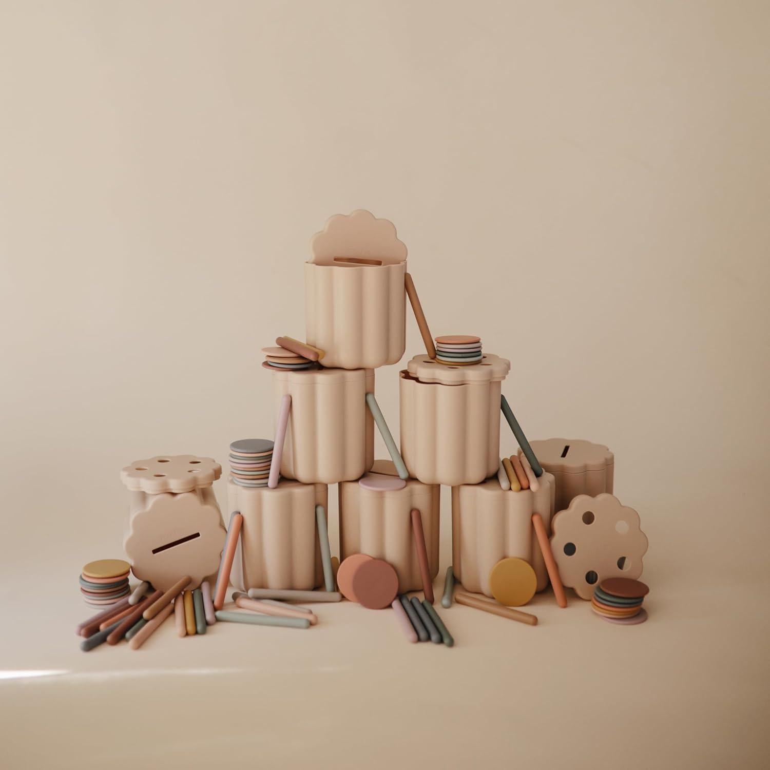 Conjunto de Clasificación de Monedas y Tubos Mushie 23 Piezas 10 Meses+