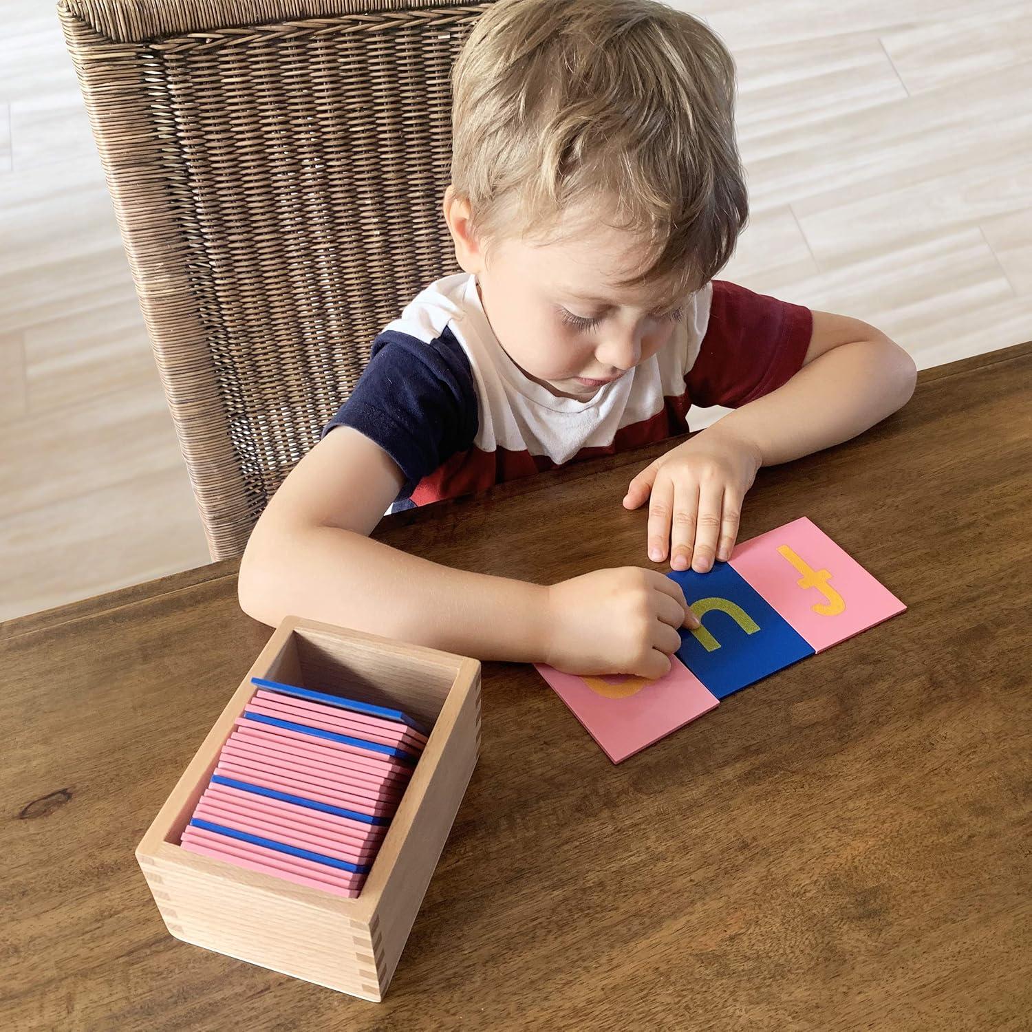 Letras de Lija Montessori Delmach | Minúsculas | 8.89x7.11cm