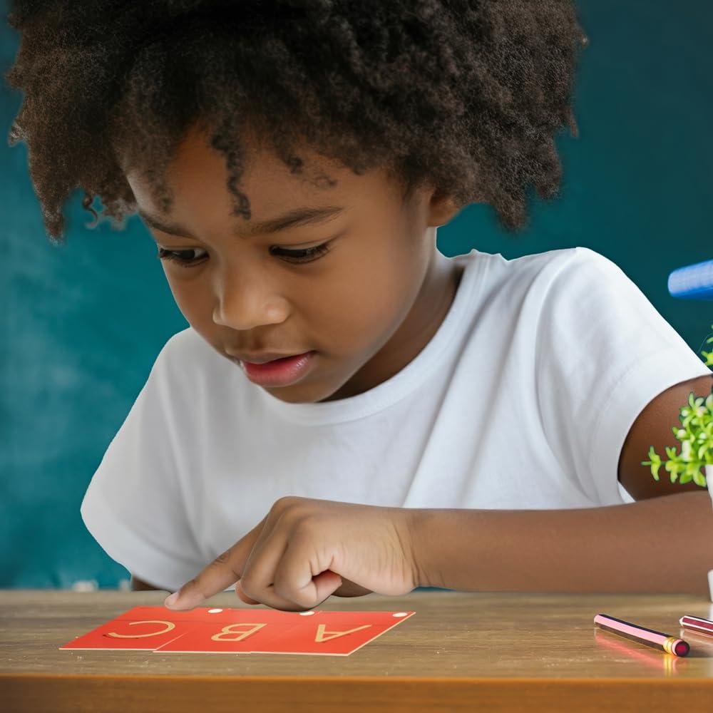 Tarjetas Táctiles del Alfabeto Didax - 28 Letras Mayúsculas