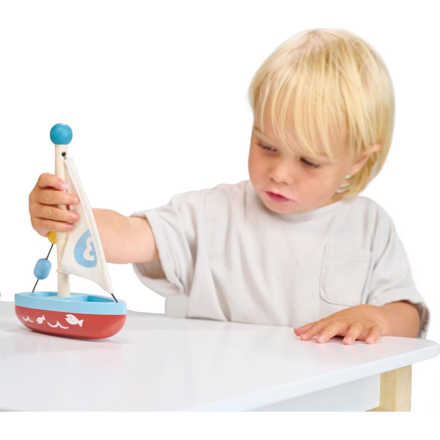 Barco de Vela de Madera Mentari - Juguete Imaginativo 15.5cm