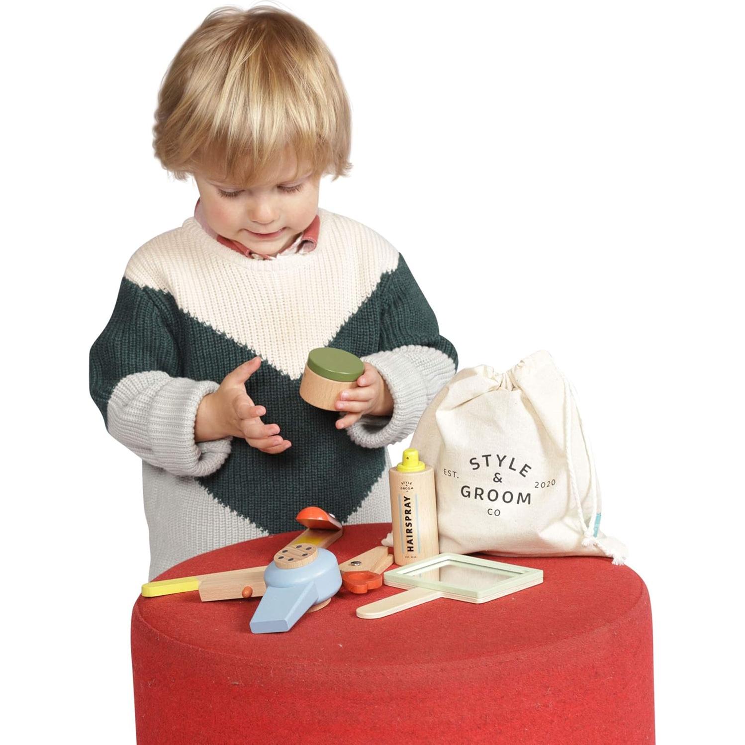 Kit de Juego de Estilo y Aseo de Madera Manhattan Toy 9 Piezas