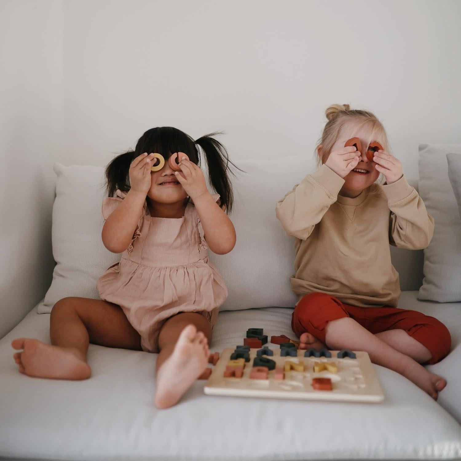 Rompecabezas de Alfabeto de Madera Mushie 26 Piezas 29.7 cm