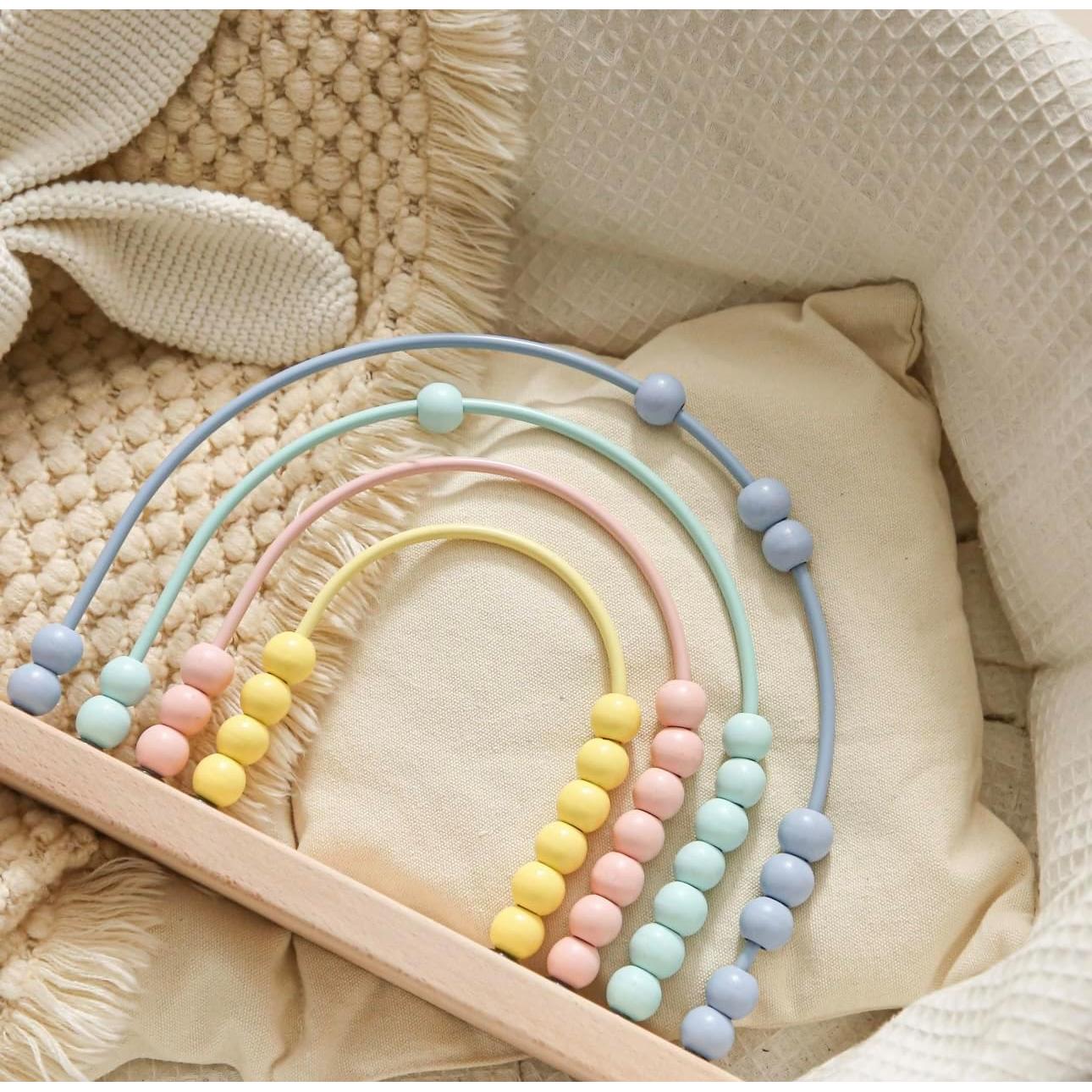 Ábaco de Arcoíris de Madera con Perlas Pastel 15x5x12cm