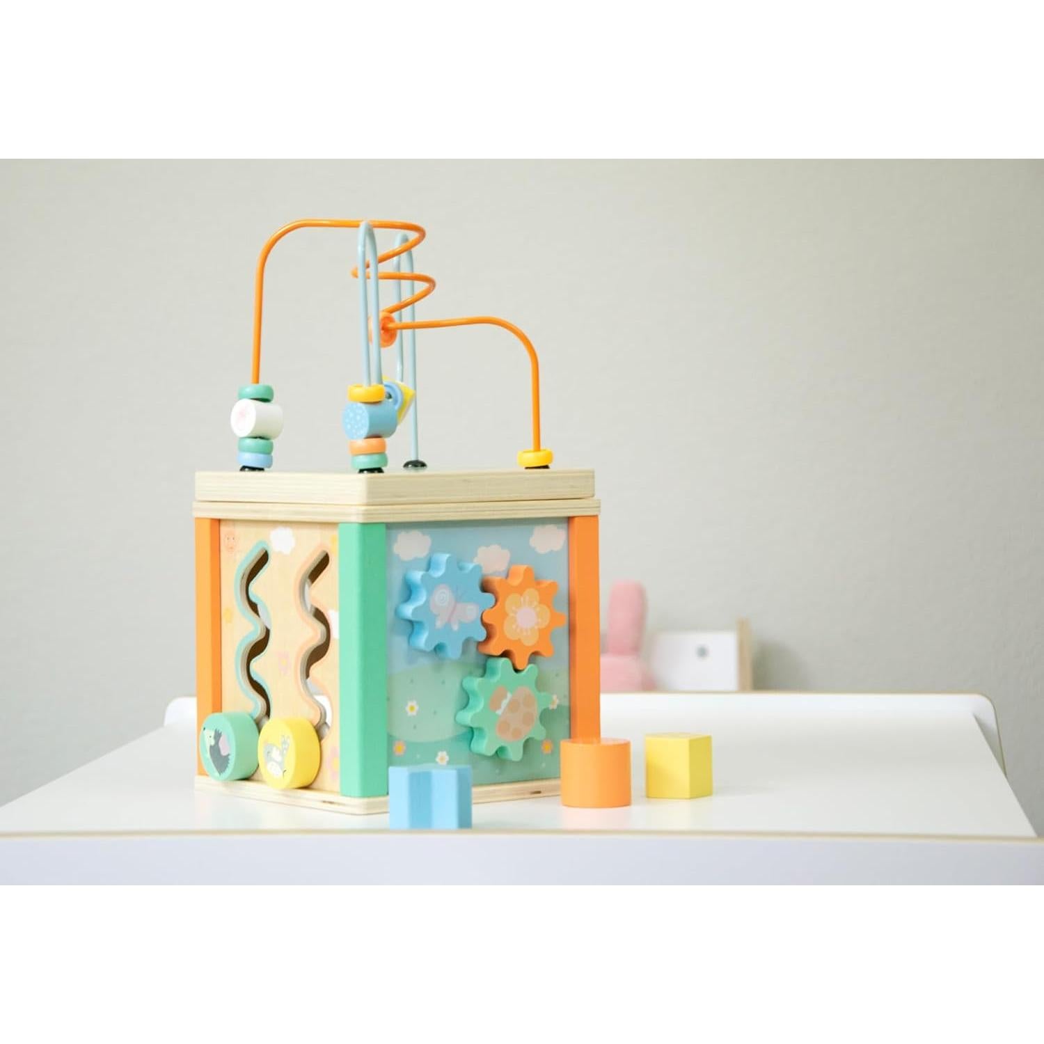 Cubo de Actividades de Madera Pastel Small Foot 19x17x18 cm