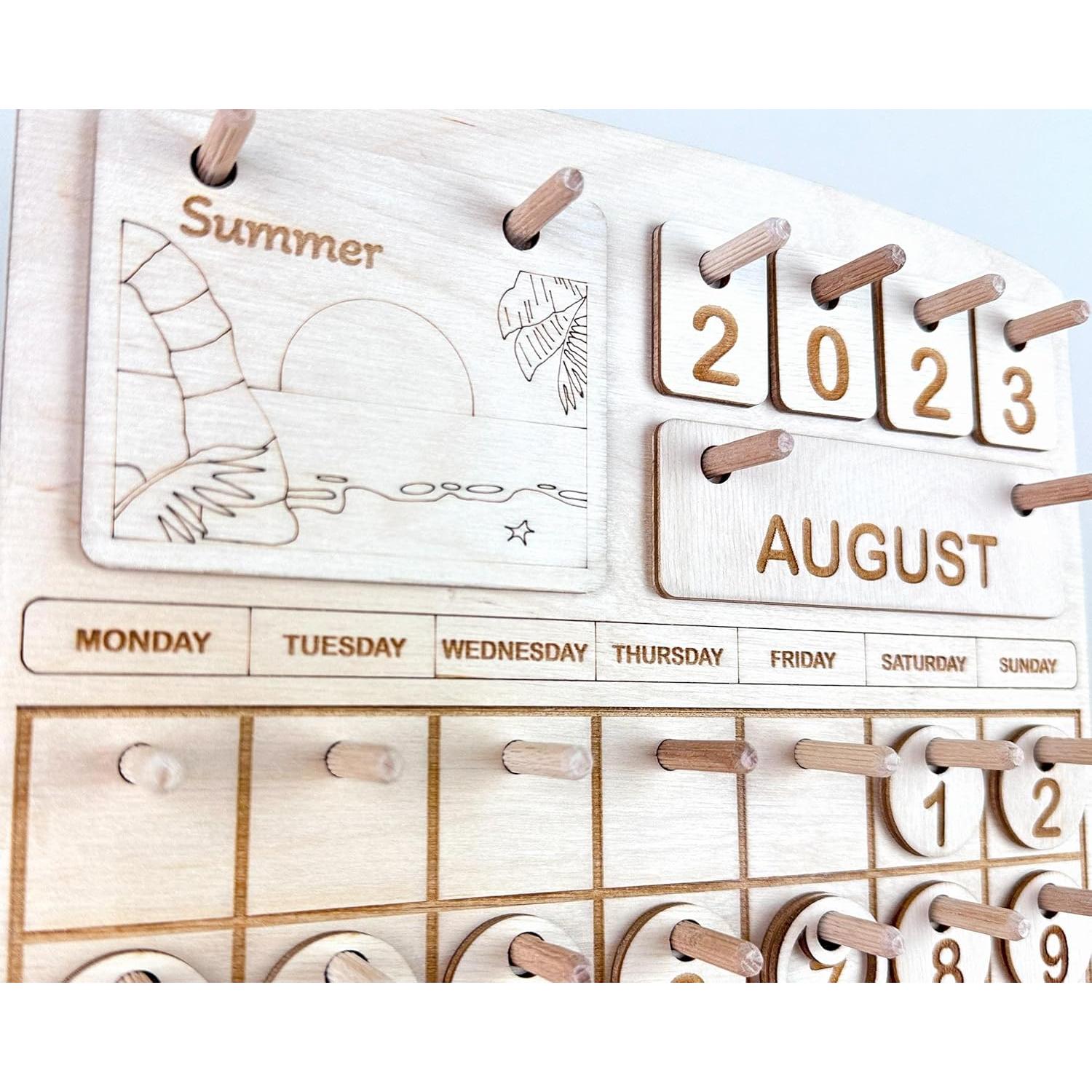 Calendario Perpetuo Montessori de Madera para Niños - 36.9x25.5 cm