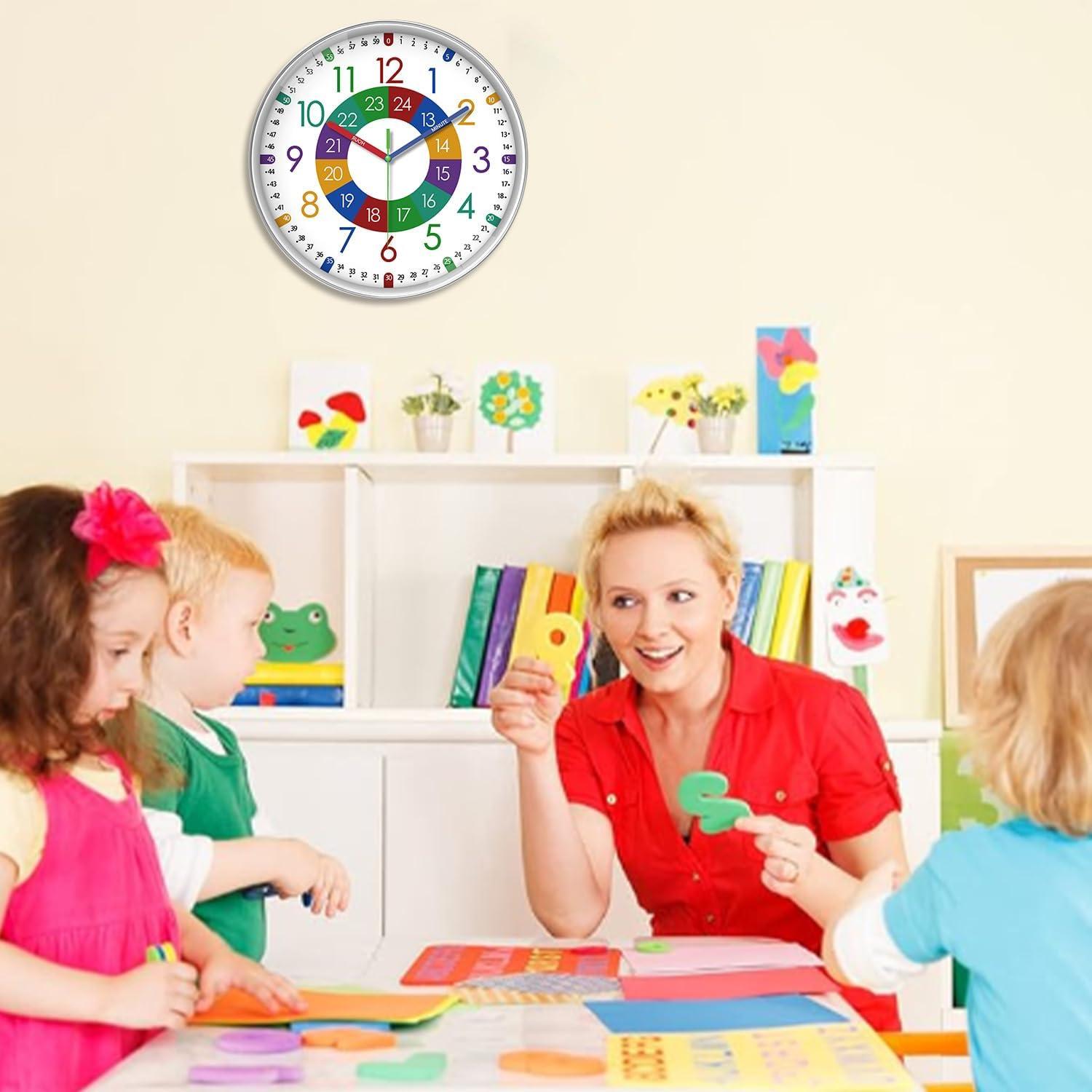 Reloj de Aprendizaje XFM Silencioso 20.32 cm para Niños