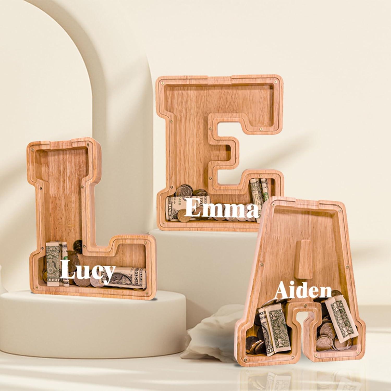 Banco de Dinero de Letras de Madera JoomlaFly 23.5 cm