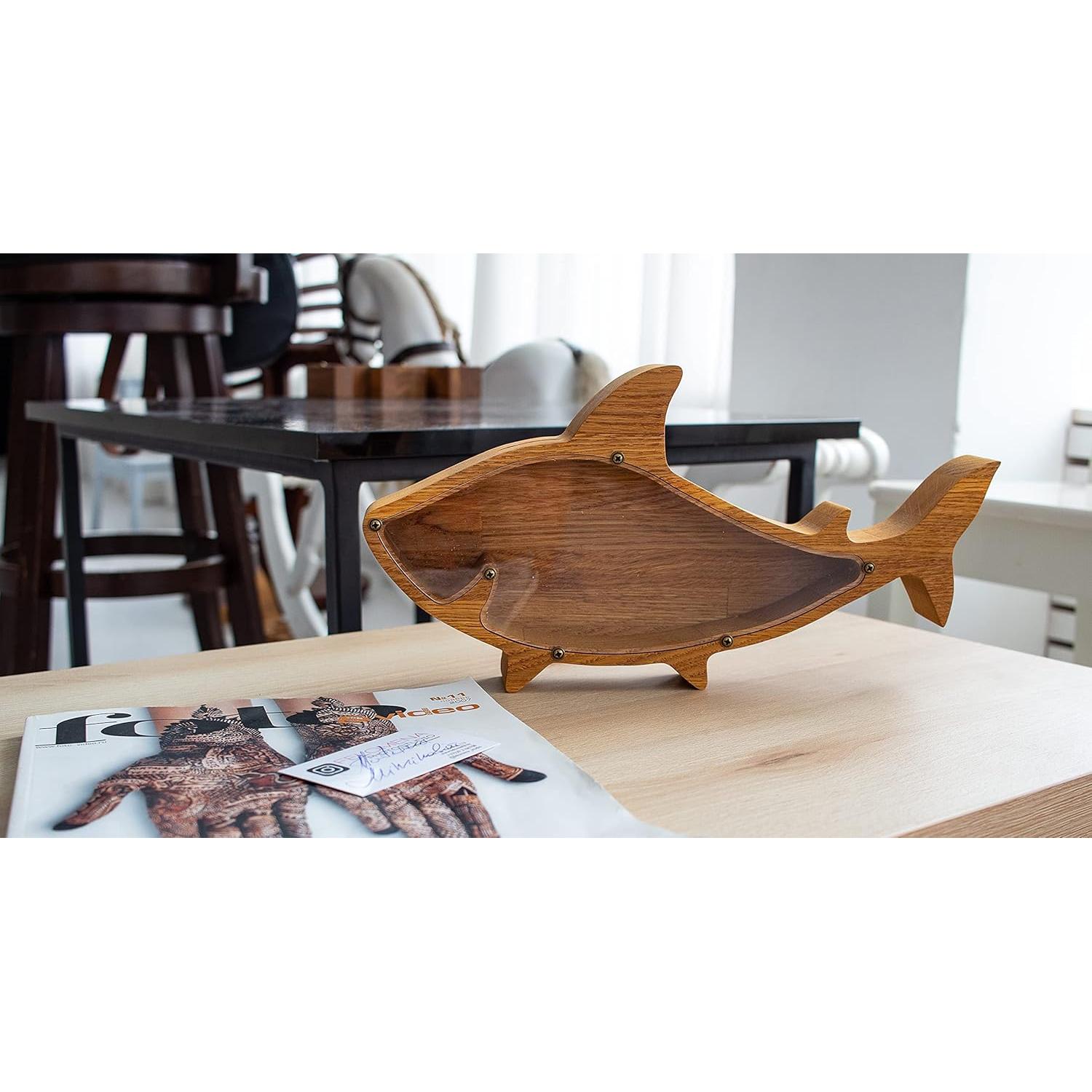 Hucha de Madera de Roble en Forma de Tiburón WOODPRESENTS