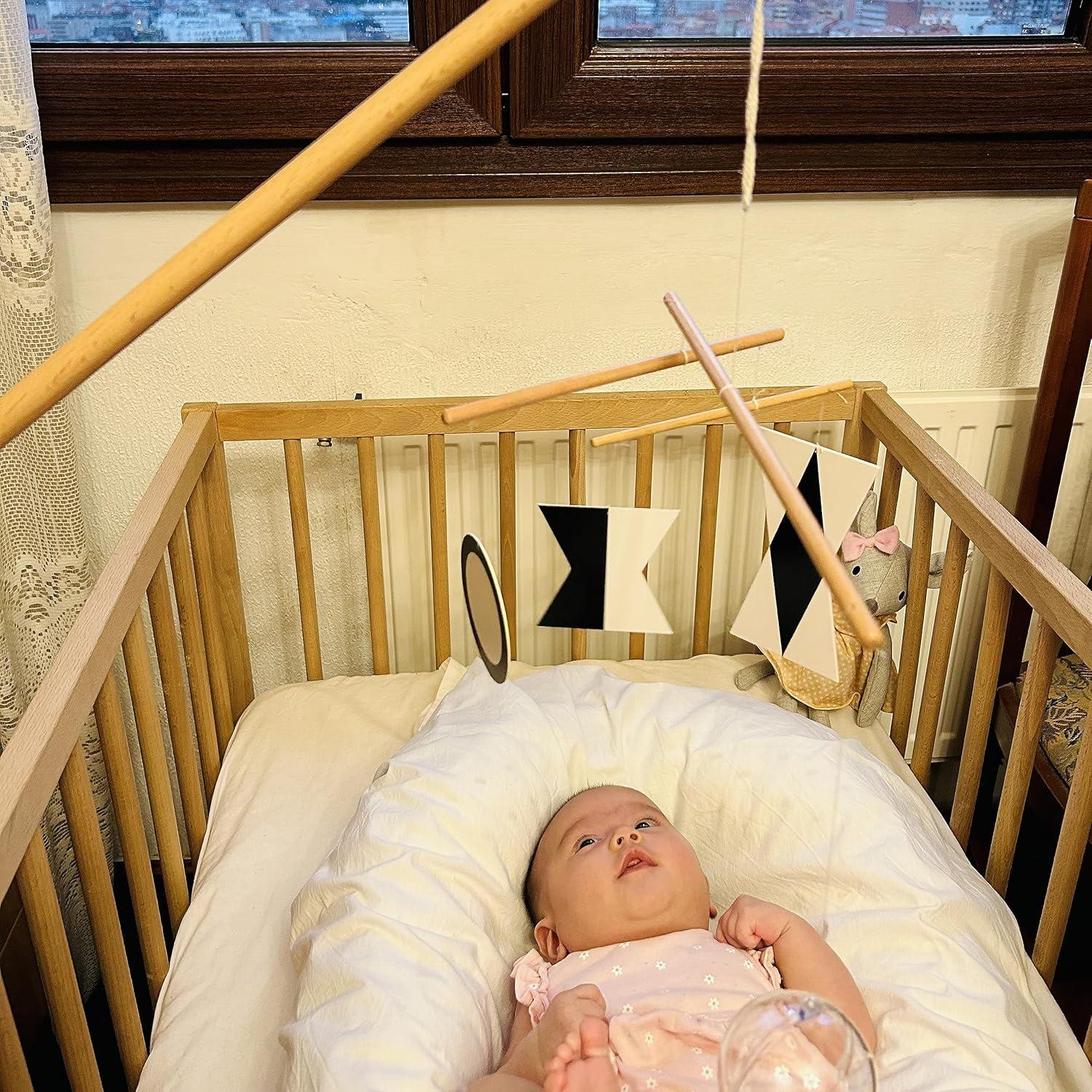 Móvil Montessori Munari con Octaedro y bailarines - 30 cm