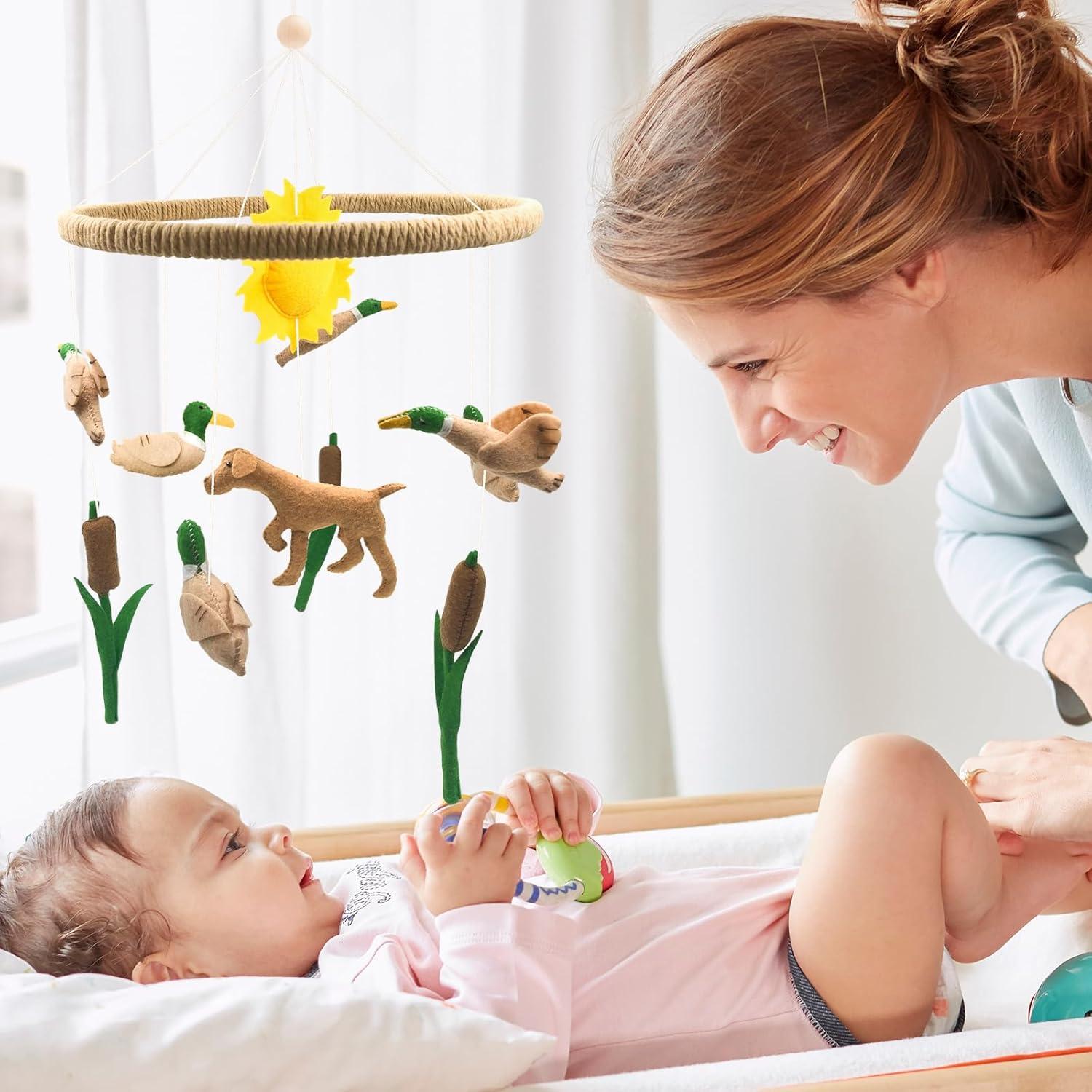 Móvil para Cuna Teeloray Pato Mallard Hecho a Mano 22.86cm