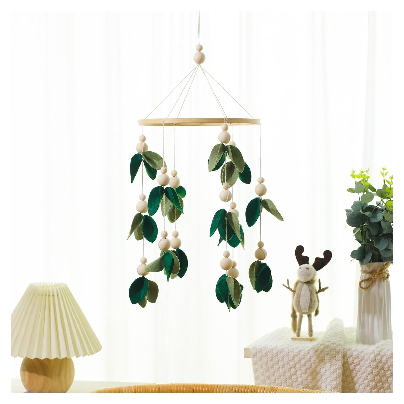 Móvil para Cuna Wenqik Hoja Verde Woodland 55x20 cm