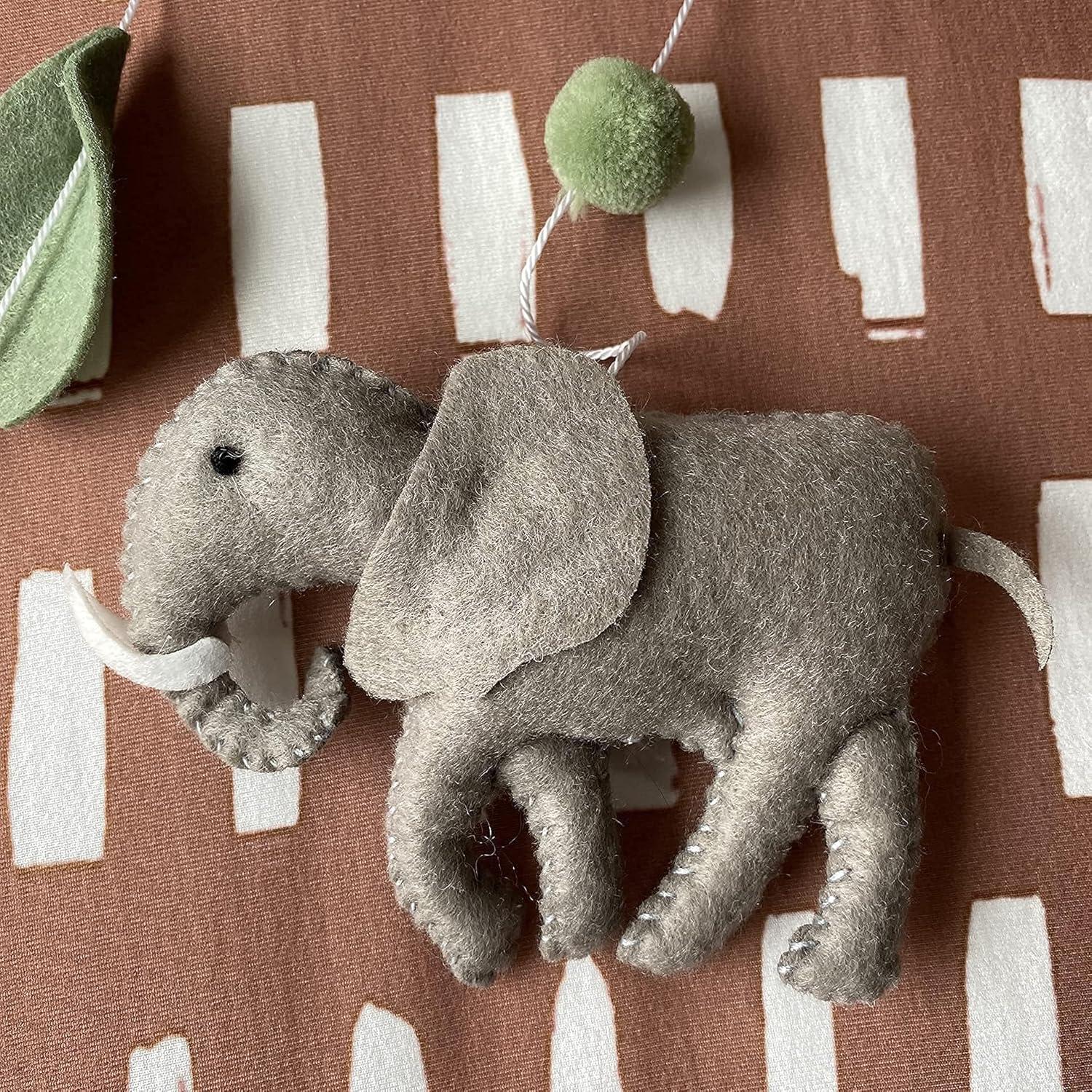 Móvil de Cuna Aventura Safari Sorrel + Fern - Fieltro Ajustable