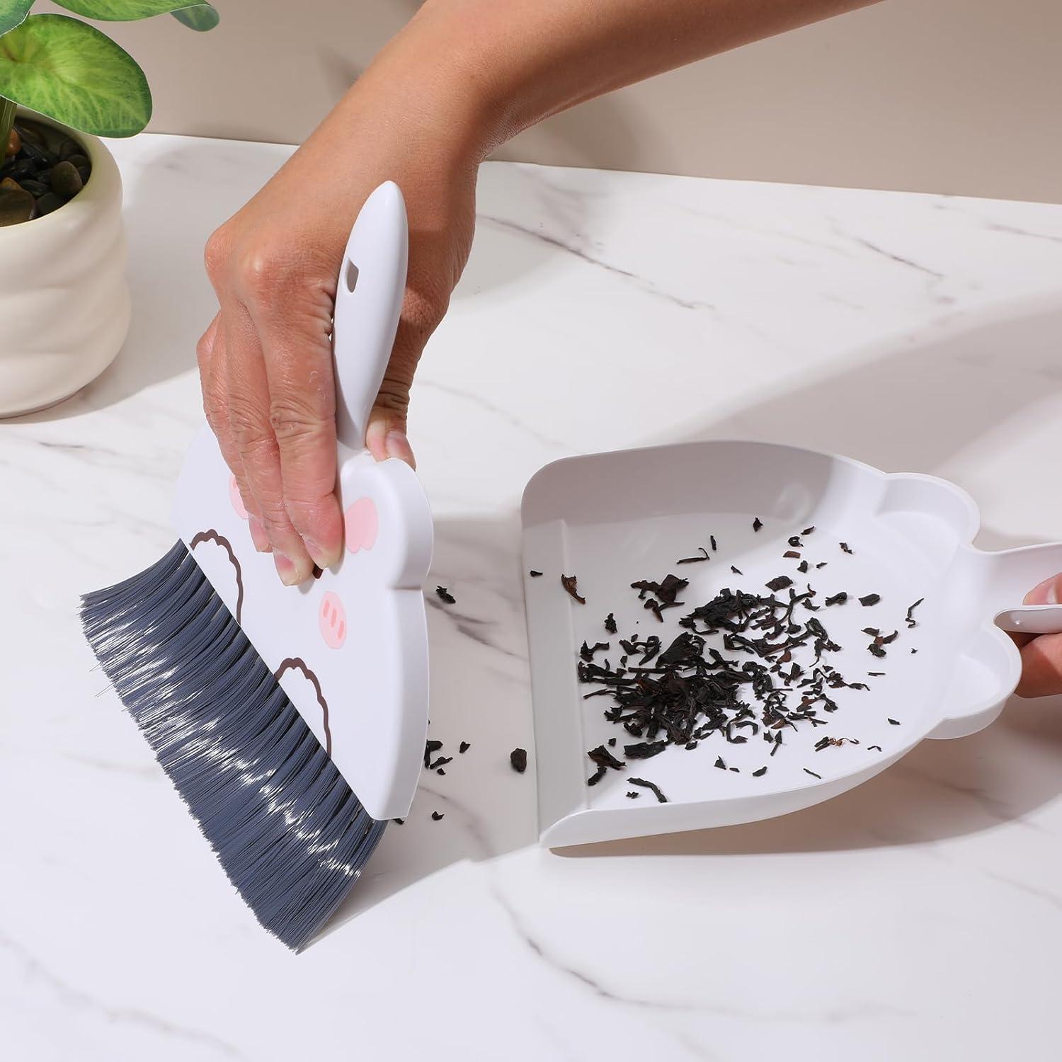 Juego de Escoba y Recogedor Wanmu Conejo Blanco 23.5x17.5cm