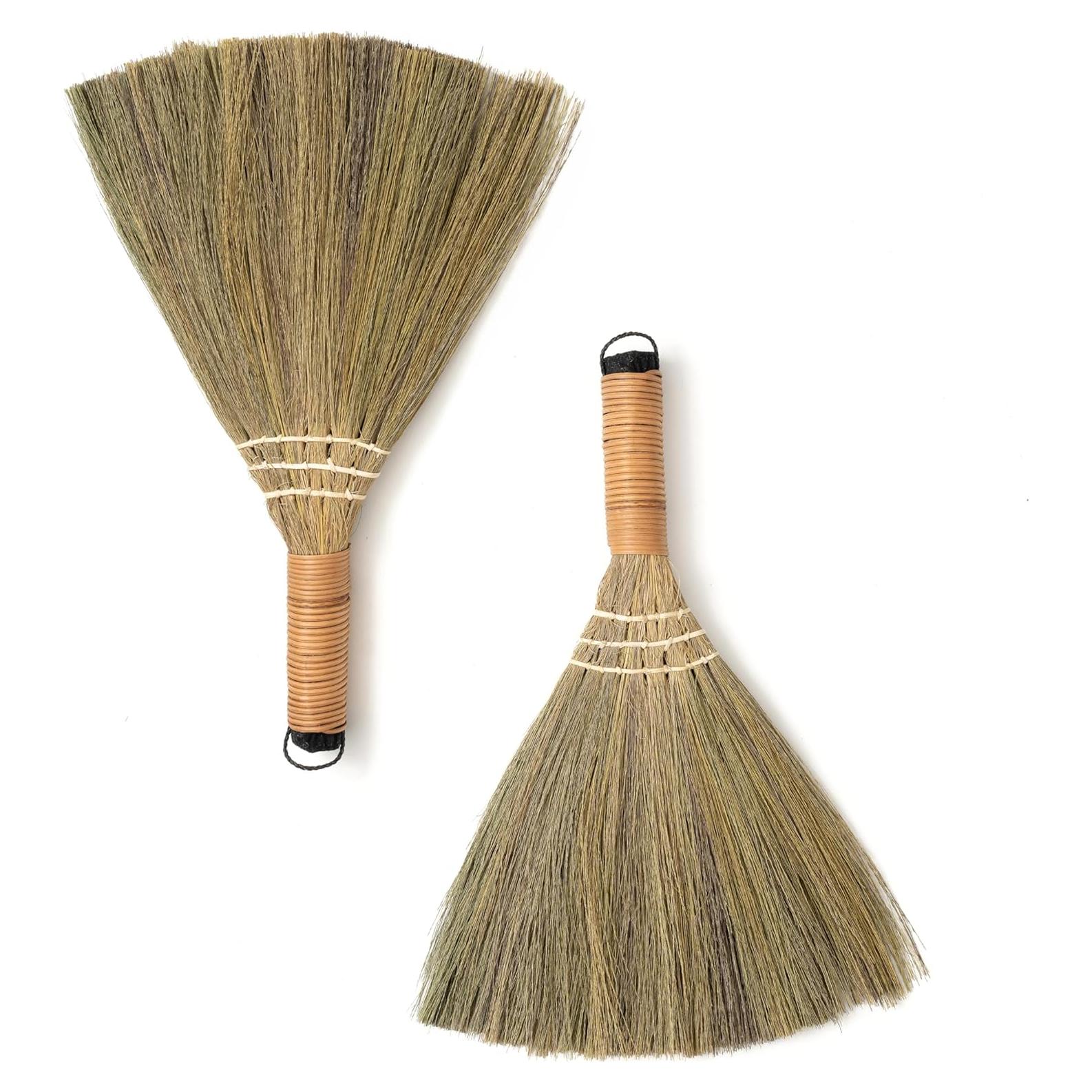 Juego de 2 Escobas de Paja Natural TTS 32 cm - Escobas Compactas